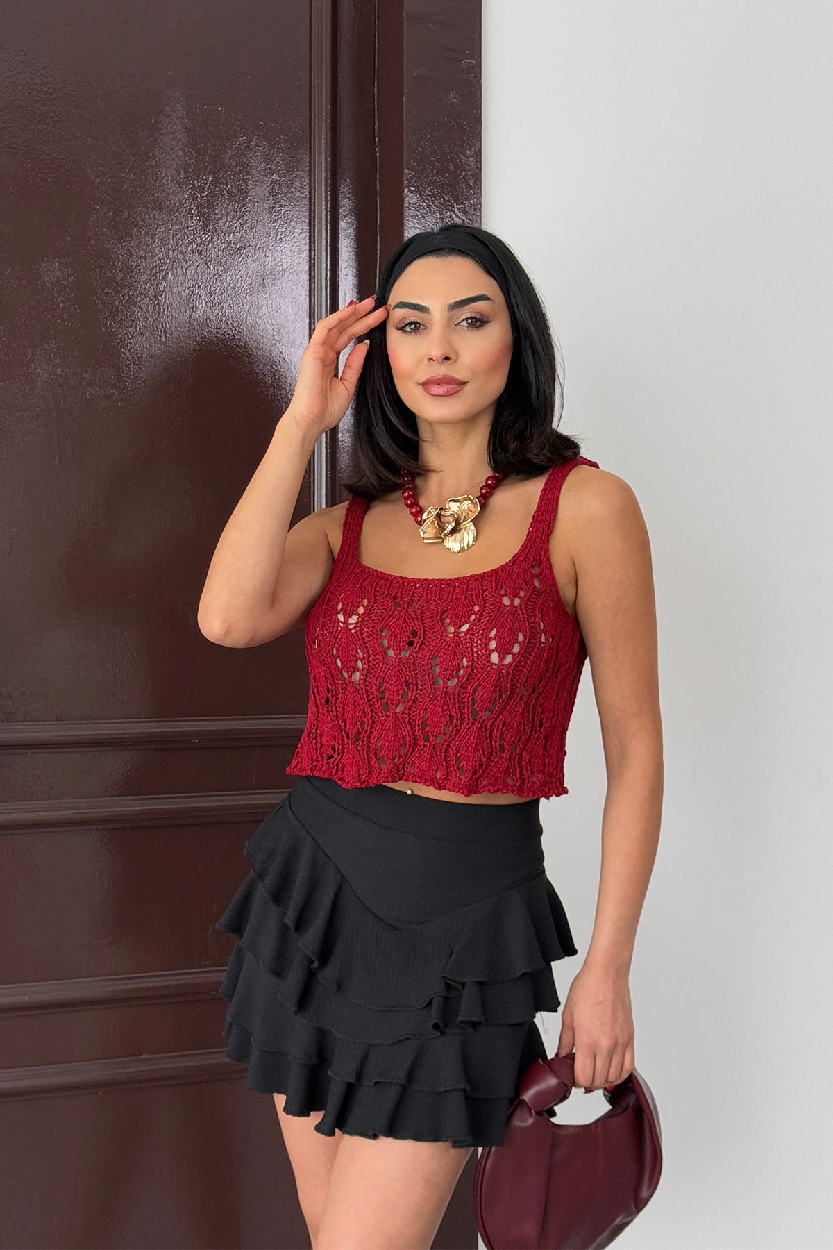 Ortaya Çık Bordo Örme Askılı Crop Bluz