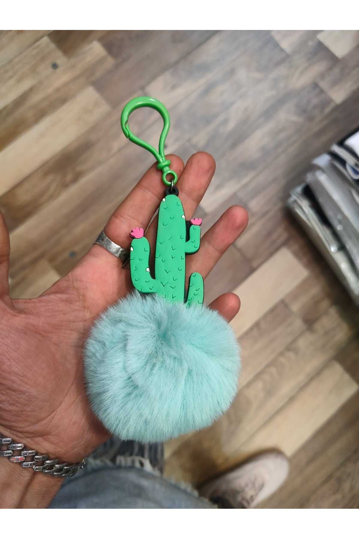 FG KONNİCHİWA PELUŞ ANANAS VE KAKTÜS SLİKON TÜYLÜ Anahtarlık Ponpon Anahtarlık Çanta Aksesuarı Süsü Yumuşak