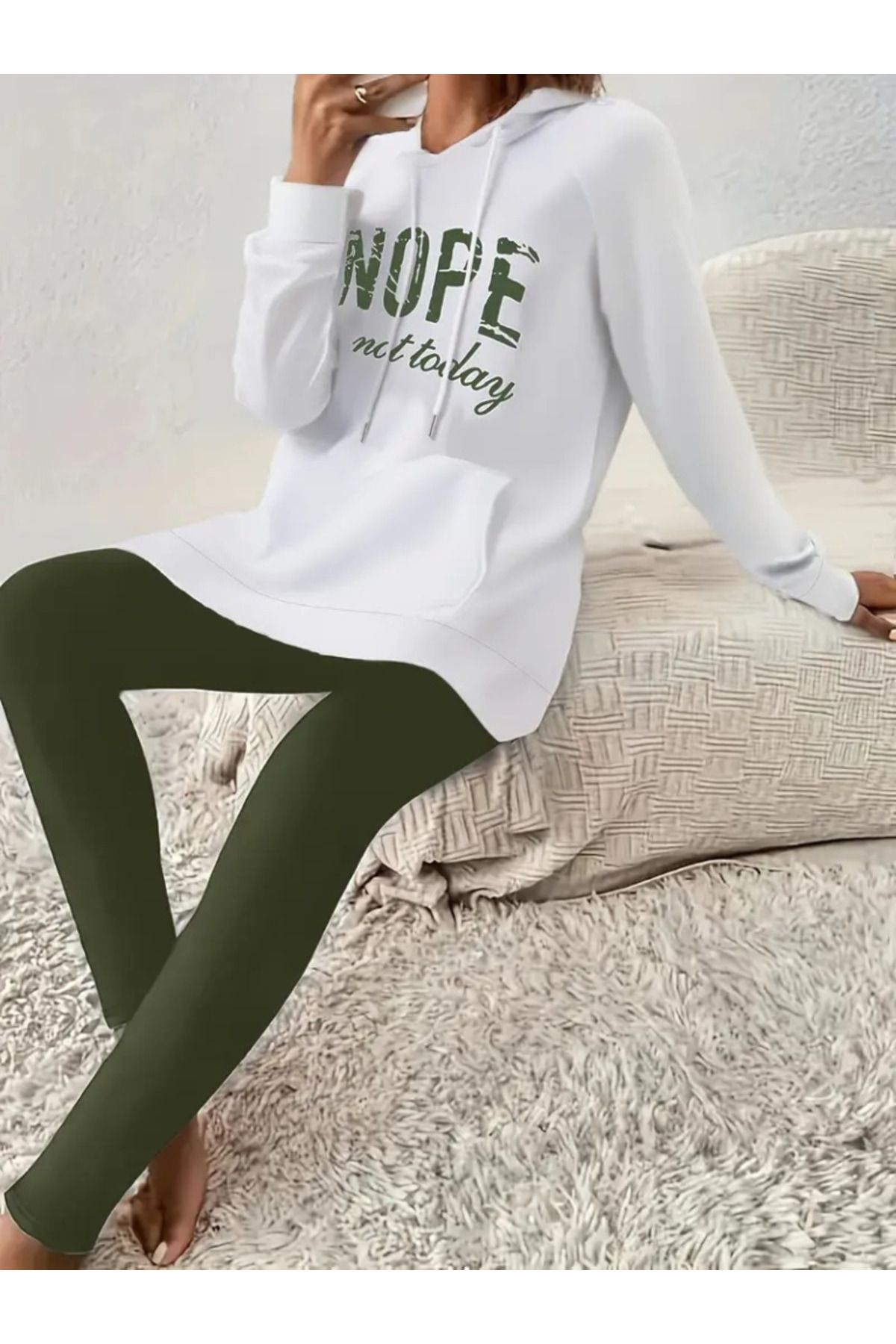 ARUZ MODA Kadın Uzun Kollu Kapşonlu Bağcıklı Viskon Iki Iplik Sweat