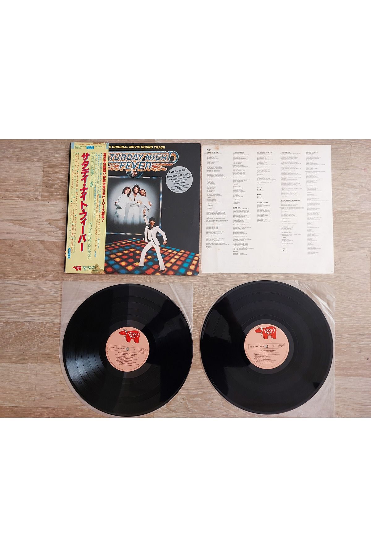 Plakperest Saturday Night Fever ( Soundtrack ) - 1978 Japonya Basım 33 lük Plak - 2X Lp Albüm Obili
