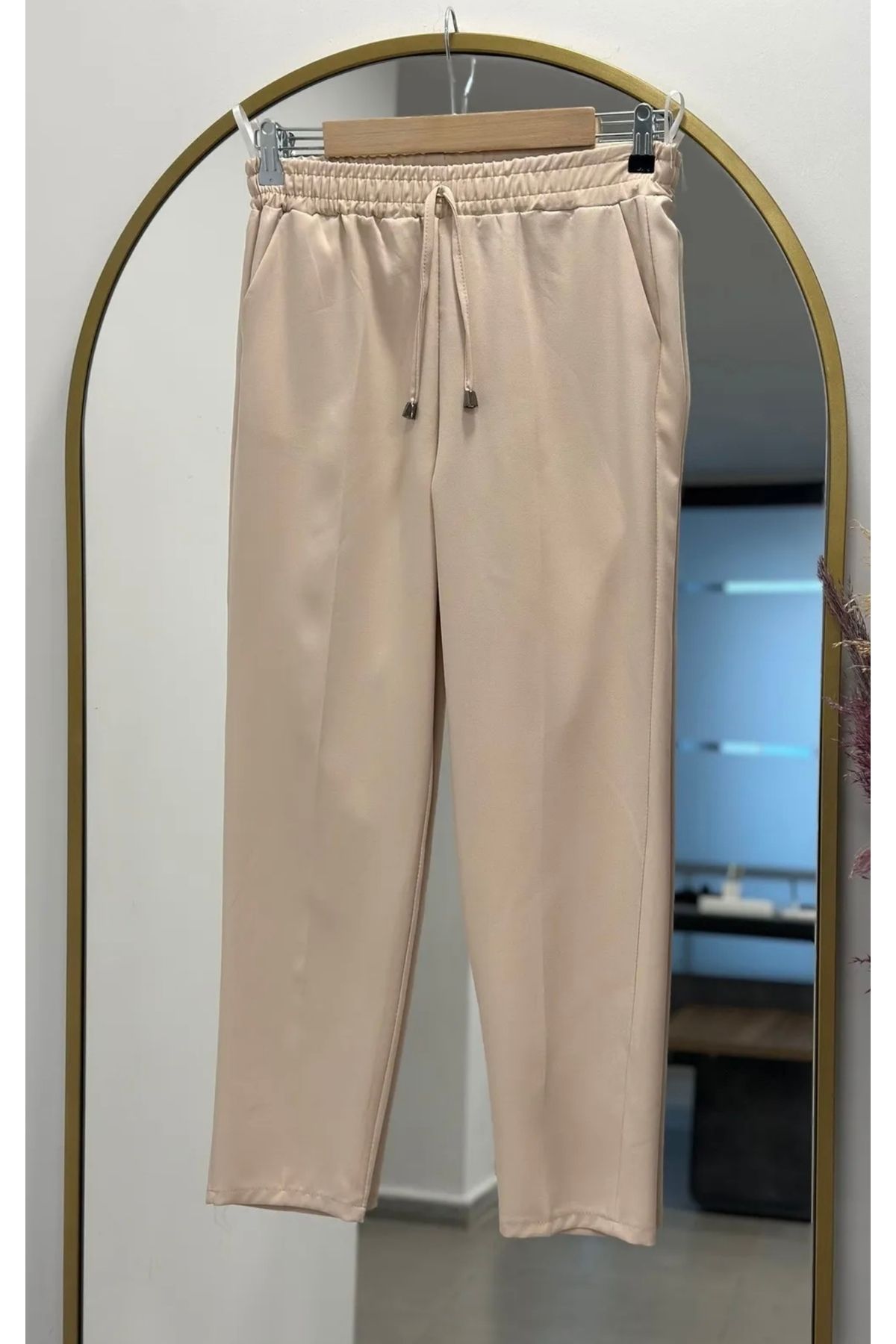 butiksosyete38 Krem Beli Lastikli Kumaş Pantolon