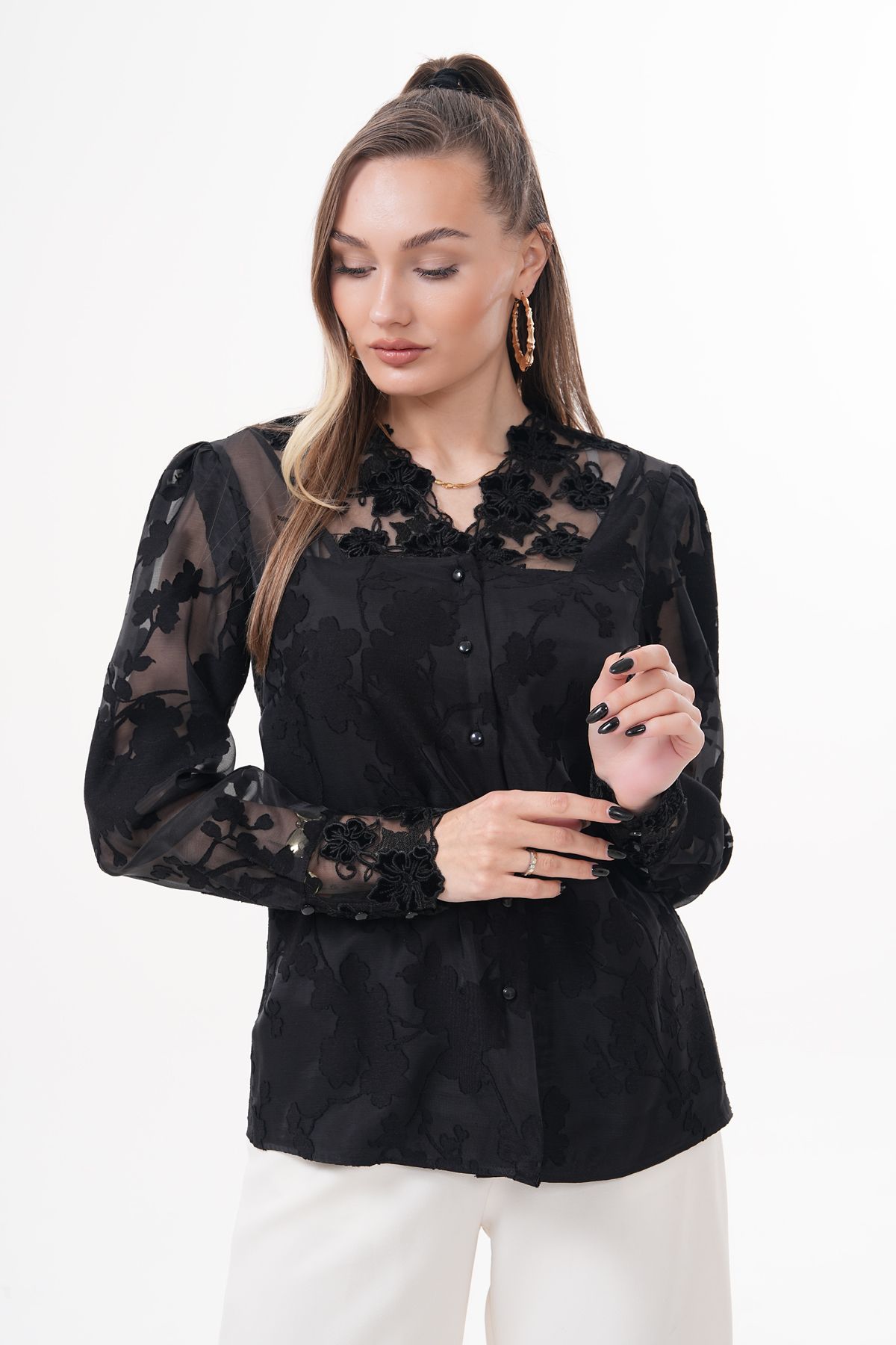 Loom Boutique Büyük Beden Kadife Aplikeli Keten Devore Gömlek