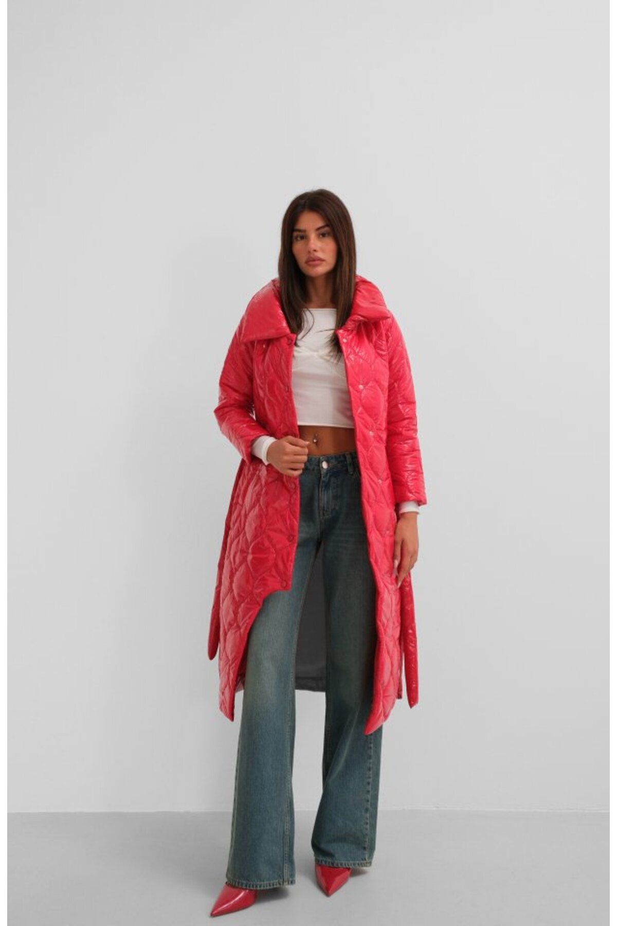 ARUZ MODA Kemerli Rugan Şişme Maxi Mont