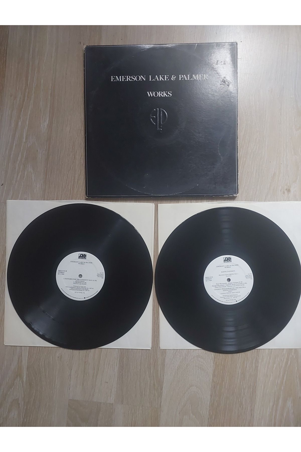 Plakperest Emerson Lake & Palmer – Works (Volume 1) - 1977 USA Basım Double 2XLP Plak Album