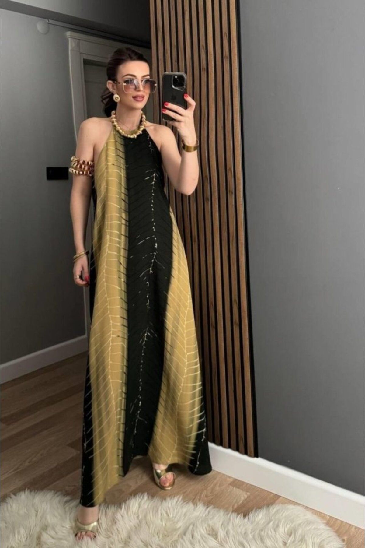 ARUZ MODA ELBİSE-AMSTERDAM