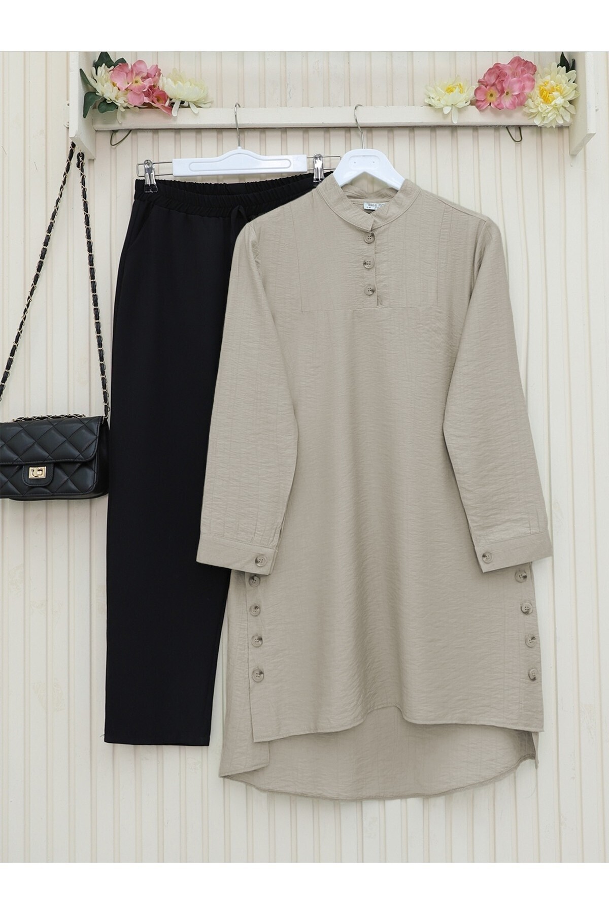 complete the look image