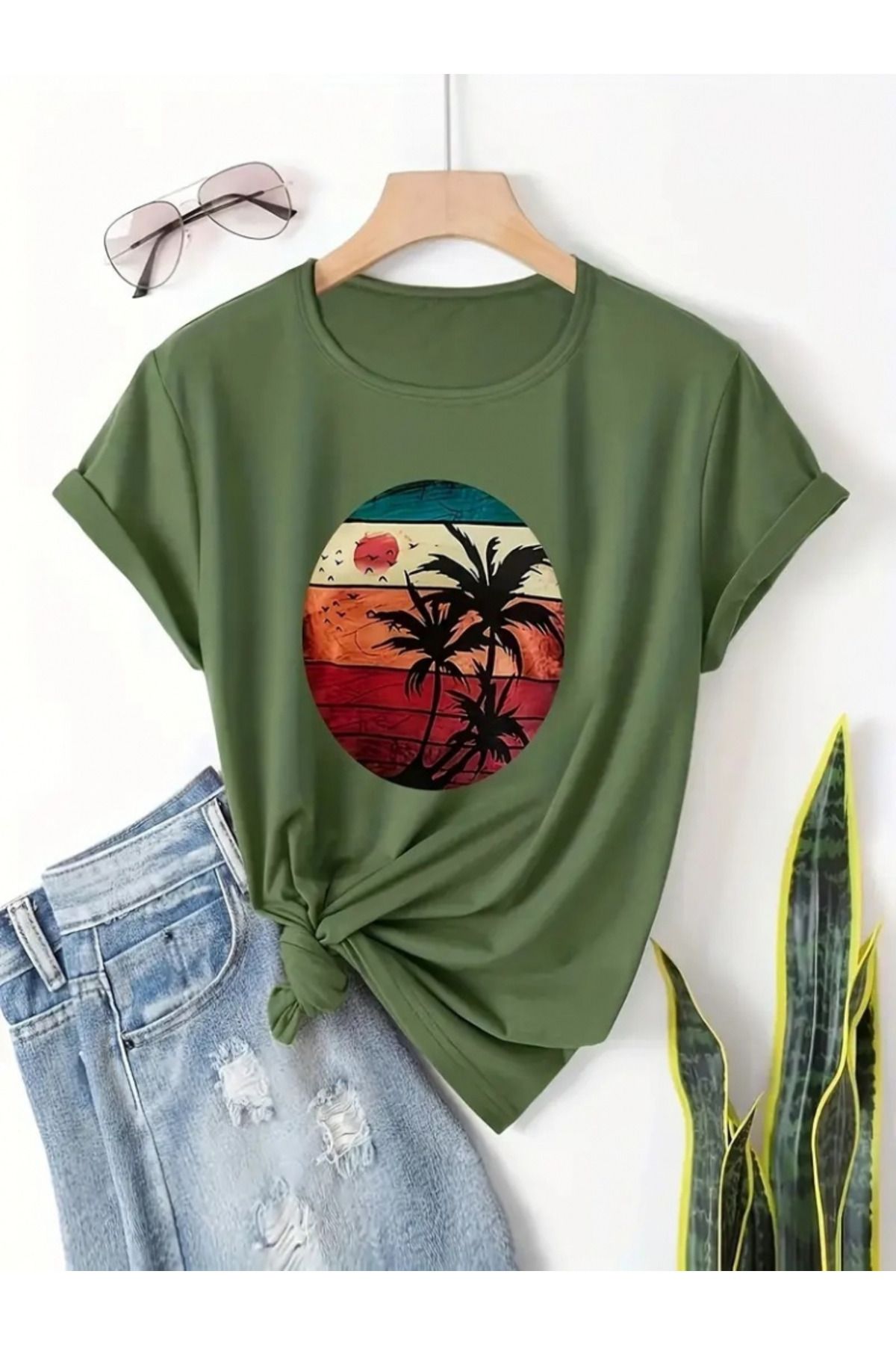 ARUZ MODA Kadın Kısa Kollu Palmiye Baskılı Viskon T-shirt