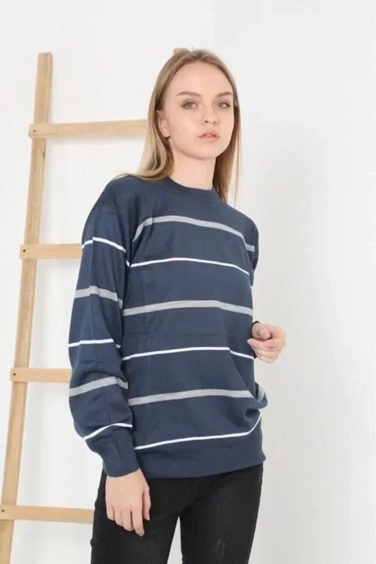 ARUZ MODA Unisex İnce Çizgili Bisiklet Yaka Triko Kazak - Lacivert
