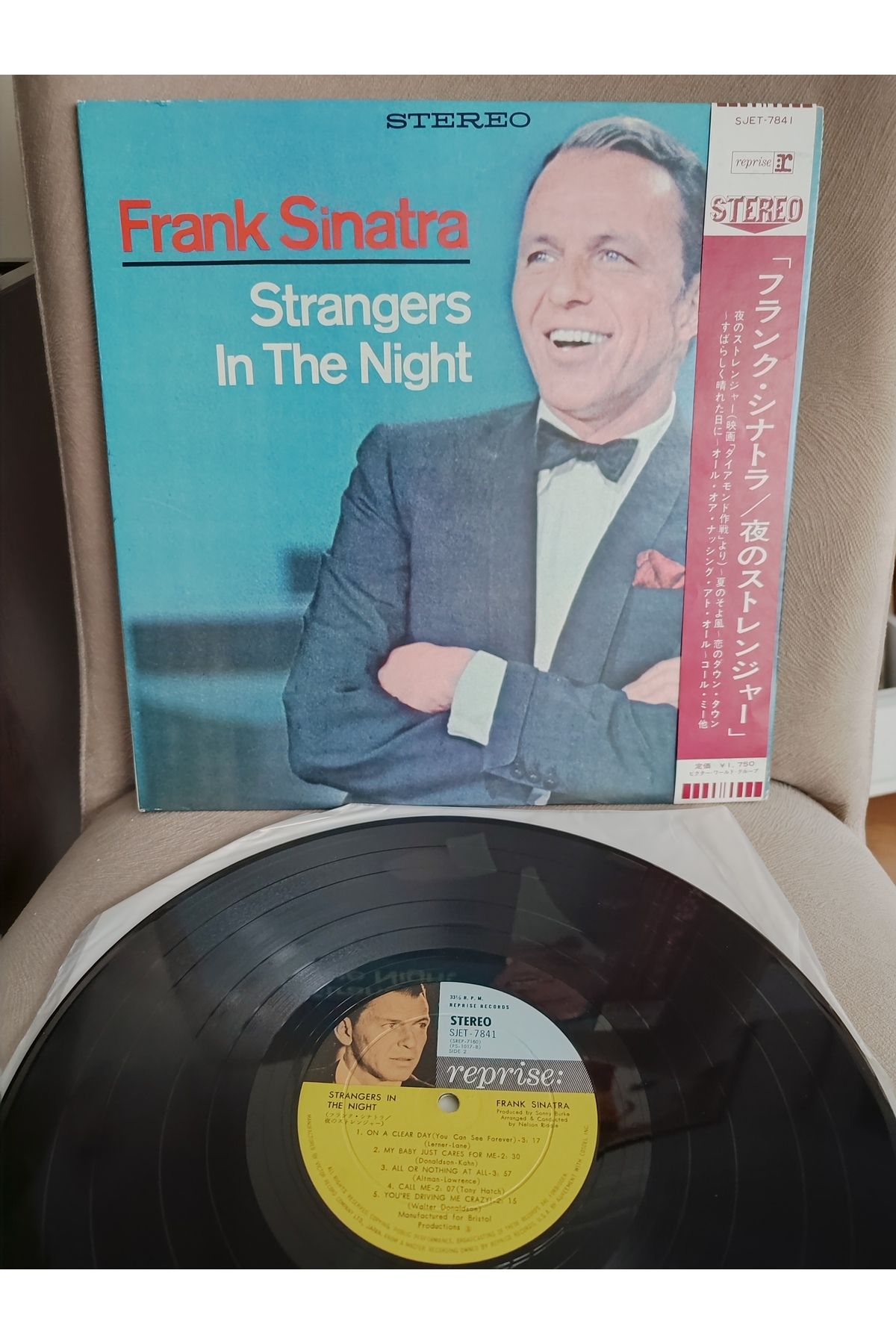 Plakperest FRANK SINATRA - Strangers in The Night - 1966 Japonya Basım LP Plak - Obi’li 2.el