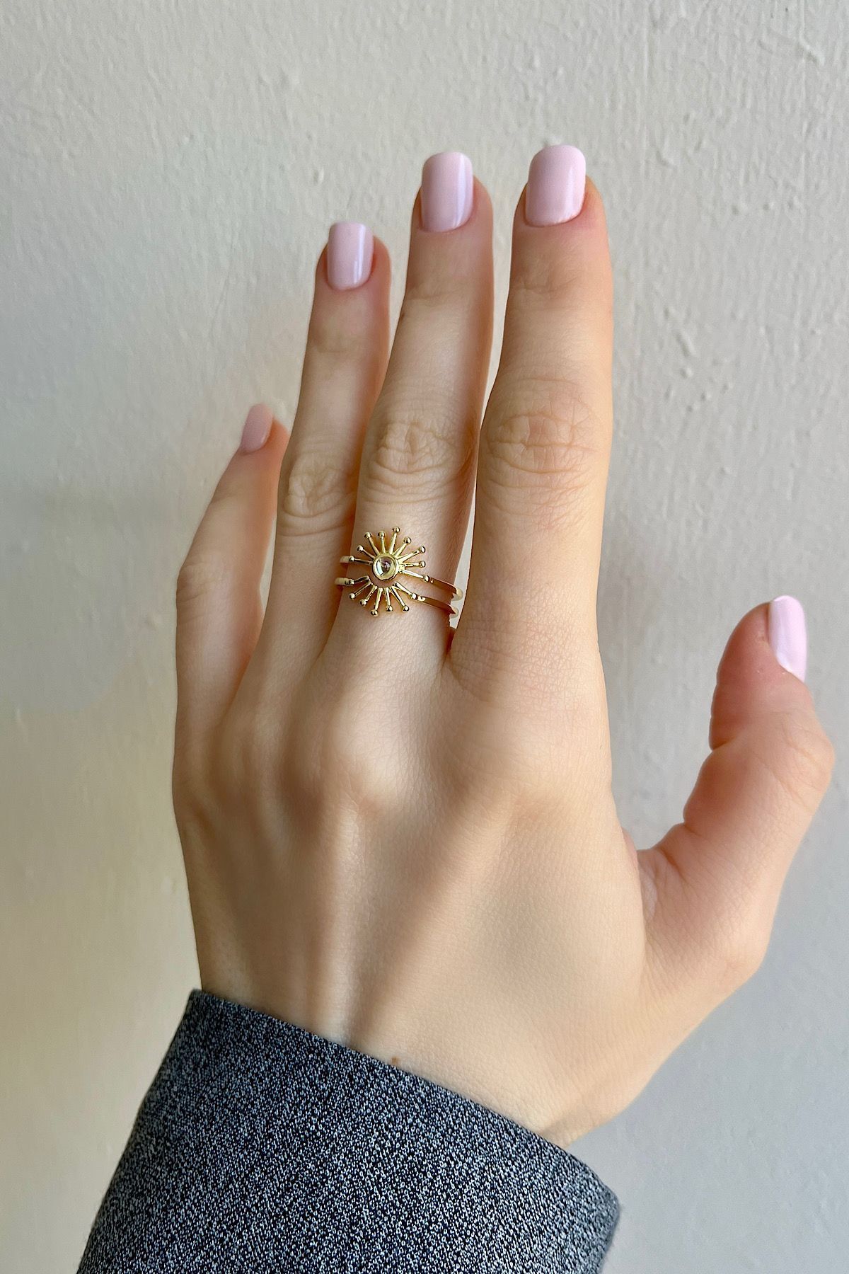 Bijou Luz Gold Aynalı Taşlı Güneş Figürlü Ayarlanabilir Yüzük