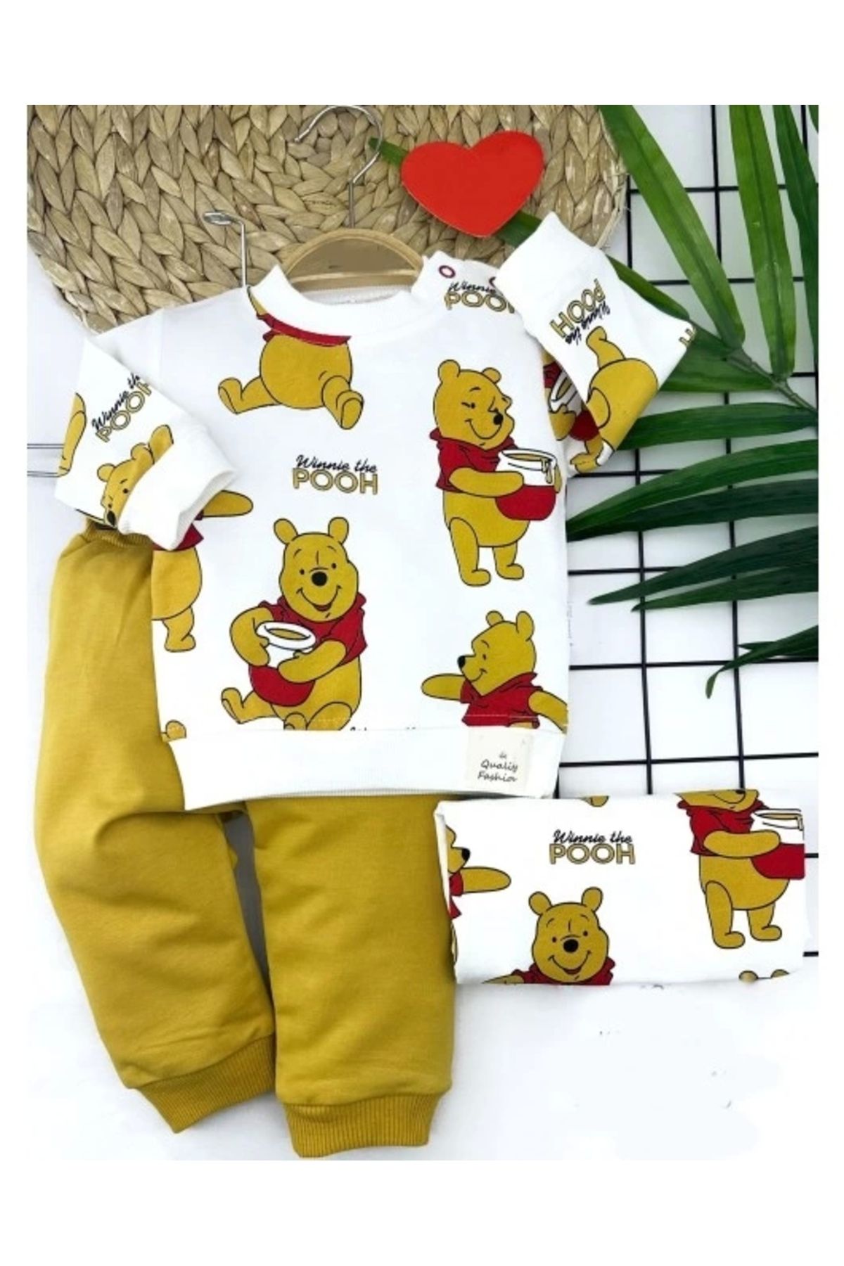STOREMAX 9-12-18-24 Ay Pooh Baskılı Yaka Çıtçıtlı Uzun Kollu Sweatli 2li Kız Erkek Bebek Takımı