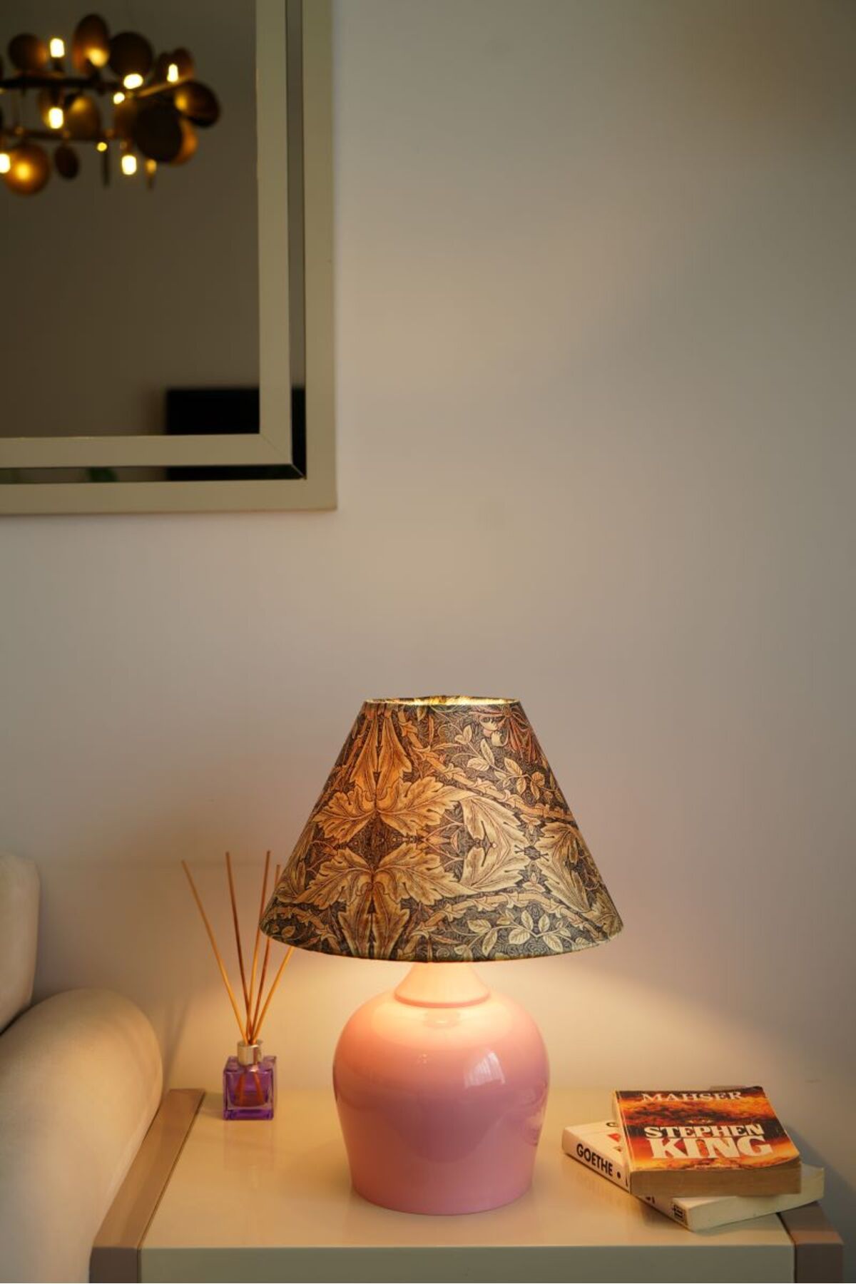 retro home design Pembe Ayaklı Kadife Kahverengi Çiçek Desenli Masa Lambası Abajur 1 Adet Salon Yatak Odası