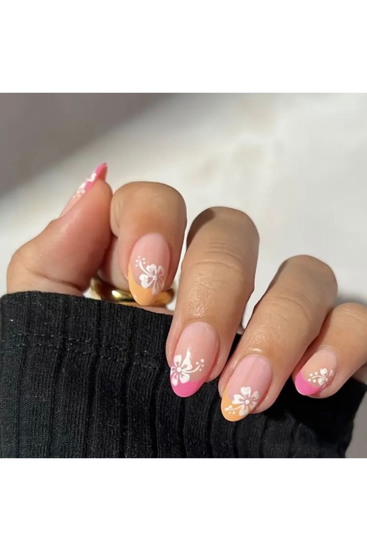 Accessories Vanilla Avenue Pembe Turuncu French Çiçekli Kendinden Yapışkanlı Takma Tırnak Seti 24 Adet