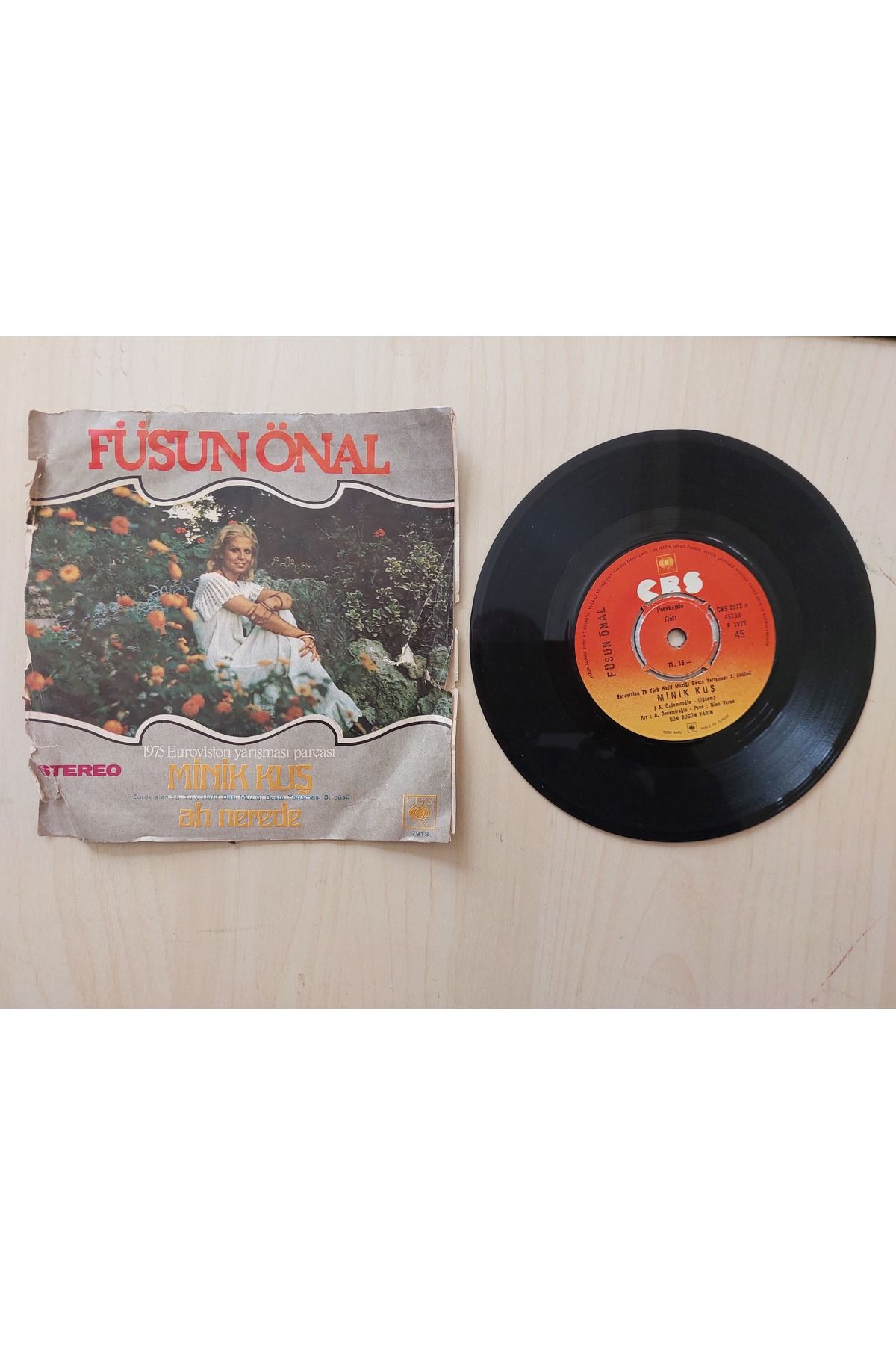 Plakperest Füsun Önal – Minik Kuş / Ah Nerede - 1975 Türkiye Basım 45 lik Plak-2.el