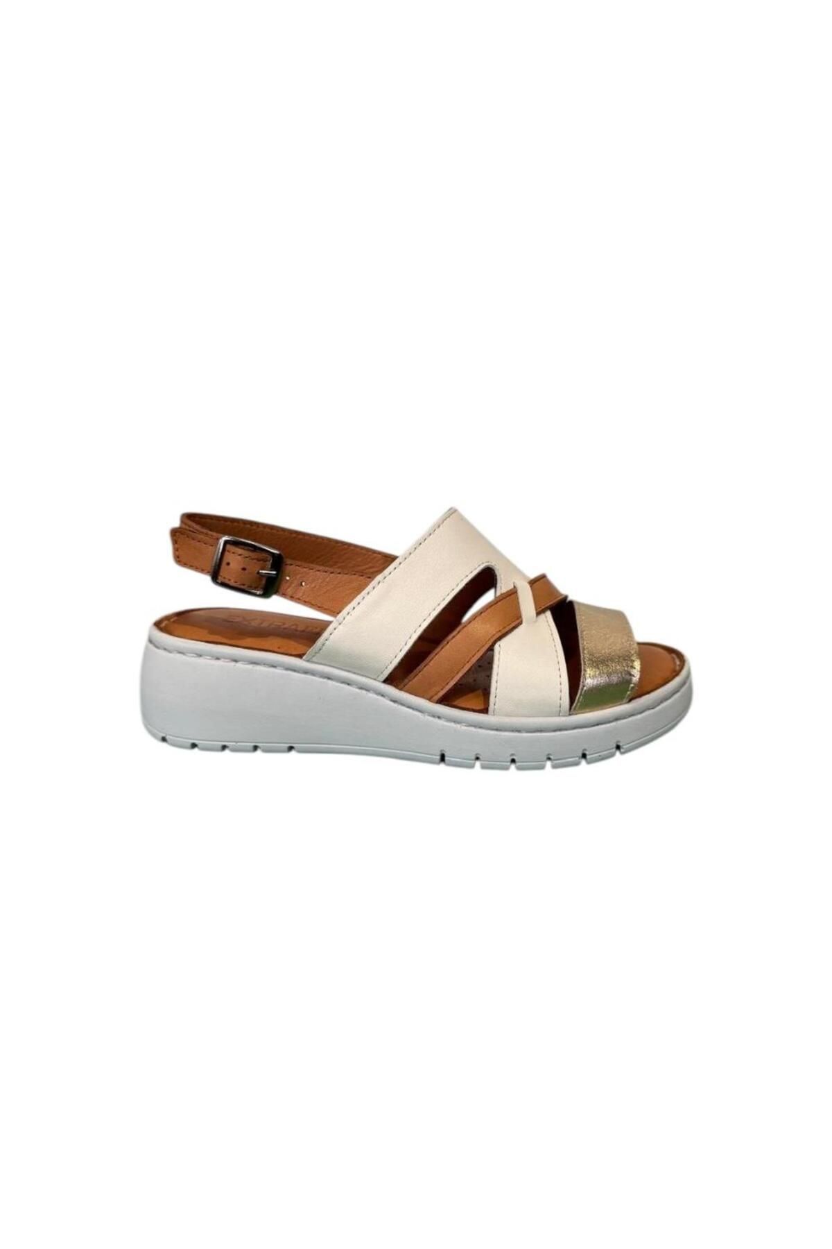 ExtraFit Geniş Kalıp Kadın Sandalet 8109
