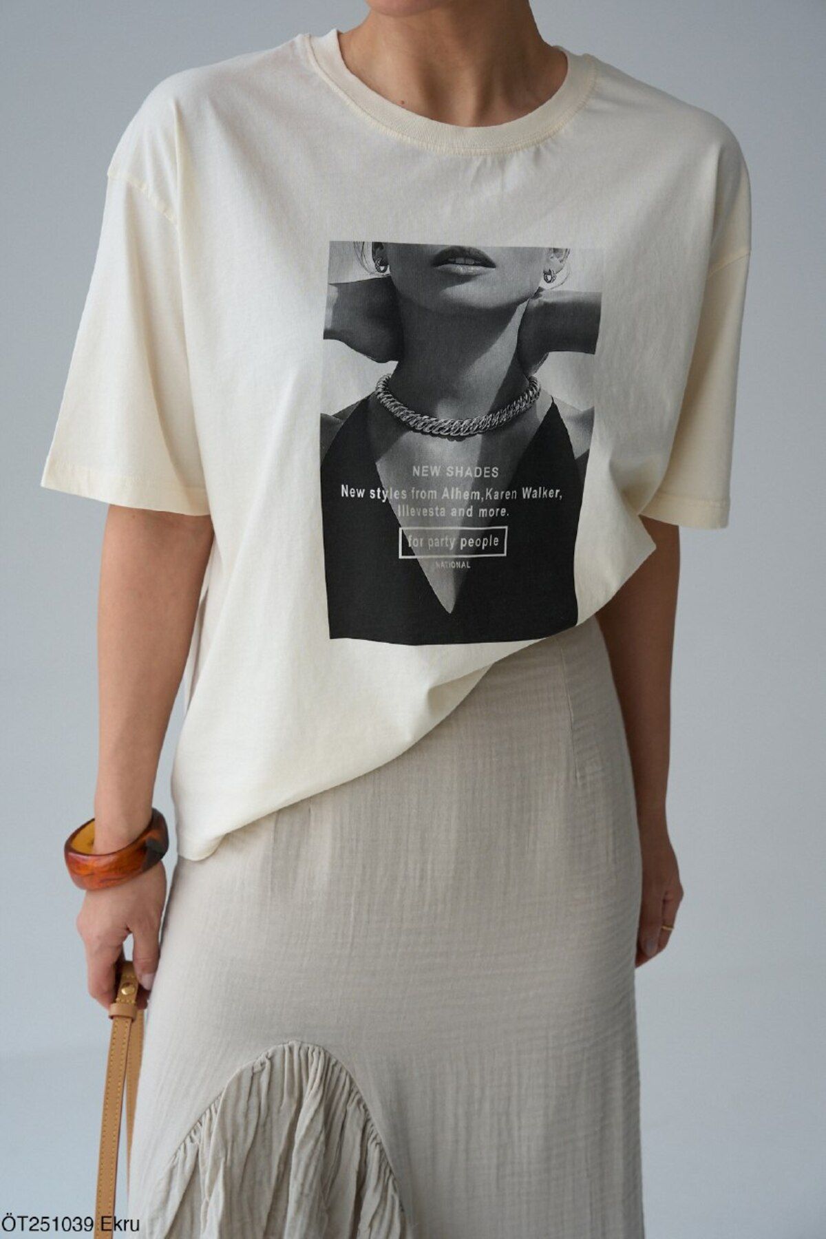 Aten Baskılı T-Shirt
