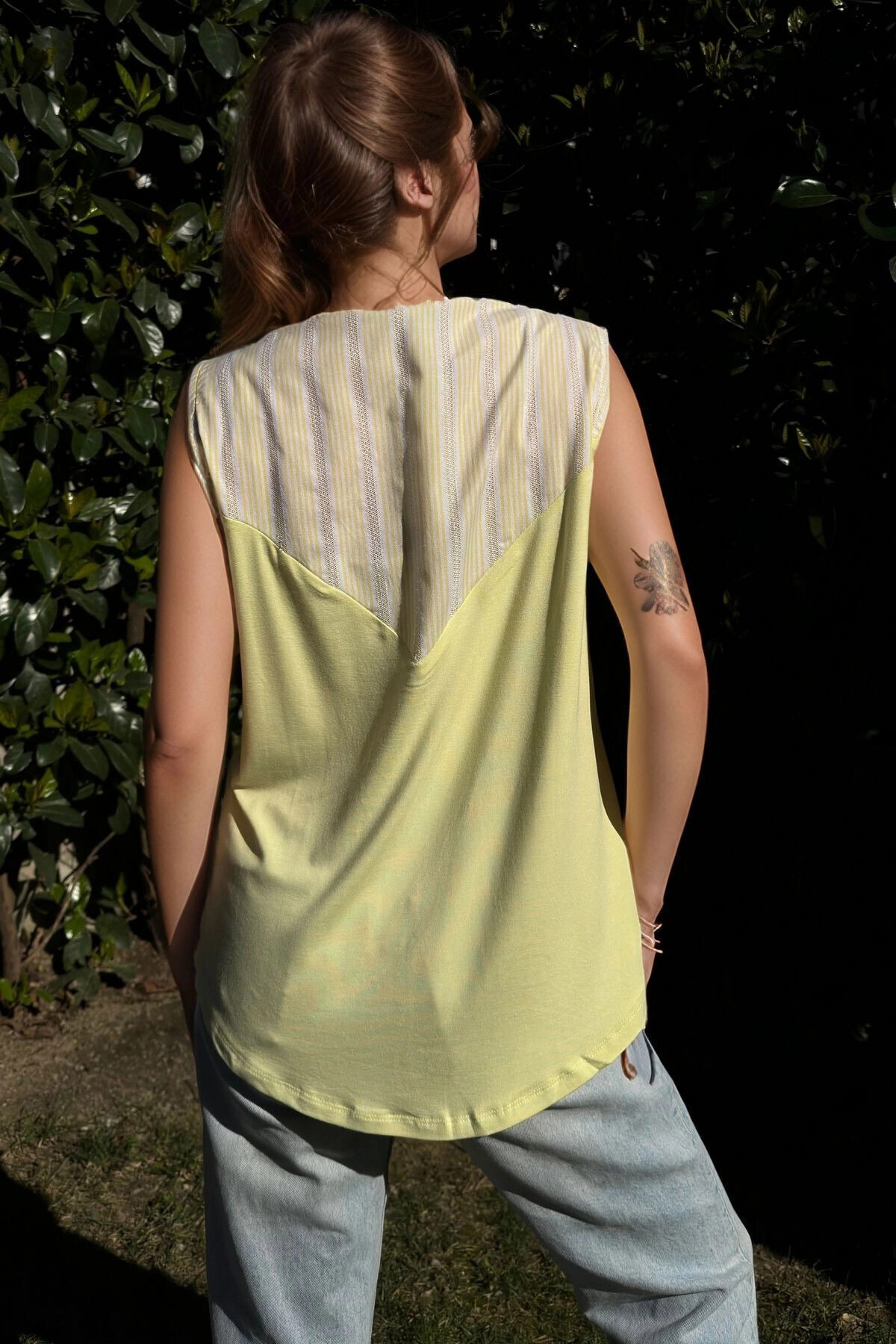 bacc-Women's Yellow Collar Double Breasted Garnished Sleeveless Loose Blouse Bcbsk-25700-3430 2
