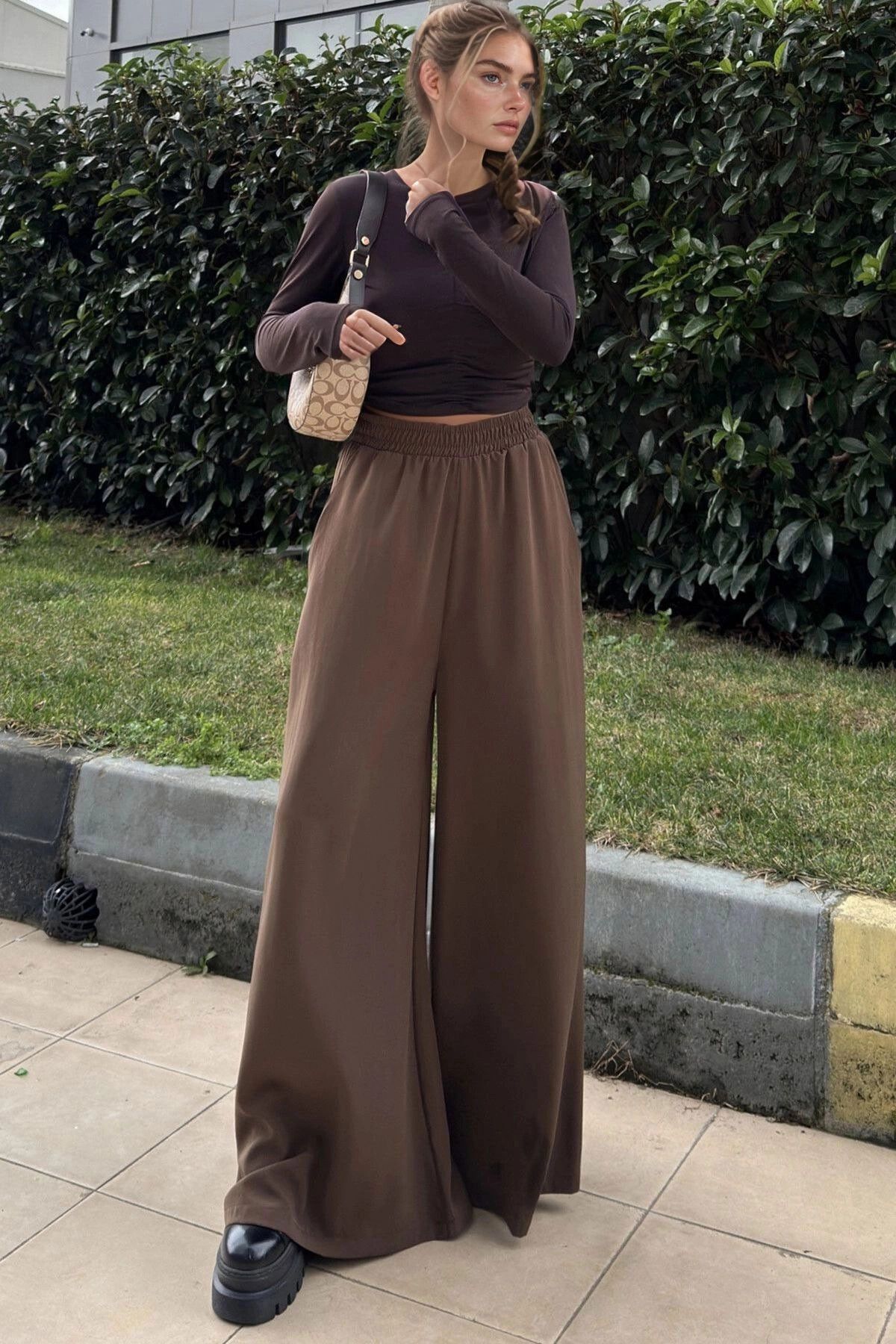 bacc Kahve Beli Lastikli Cepli Bol Paça Yumuşak Dokulu Salaş Pantolon BCBSK-25700-3391