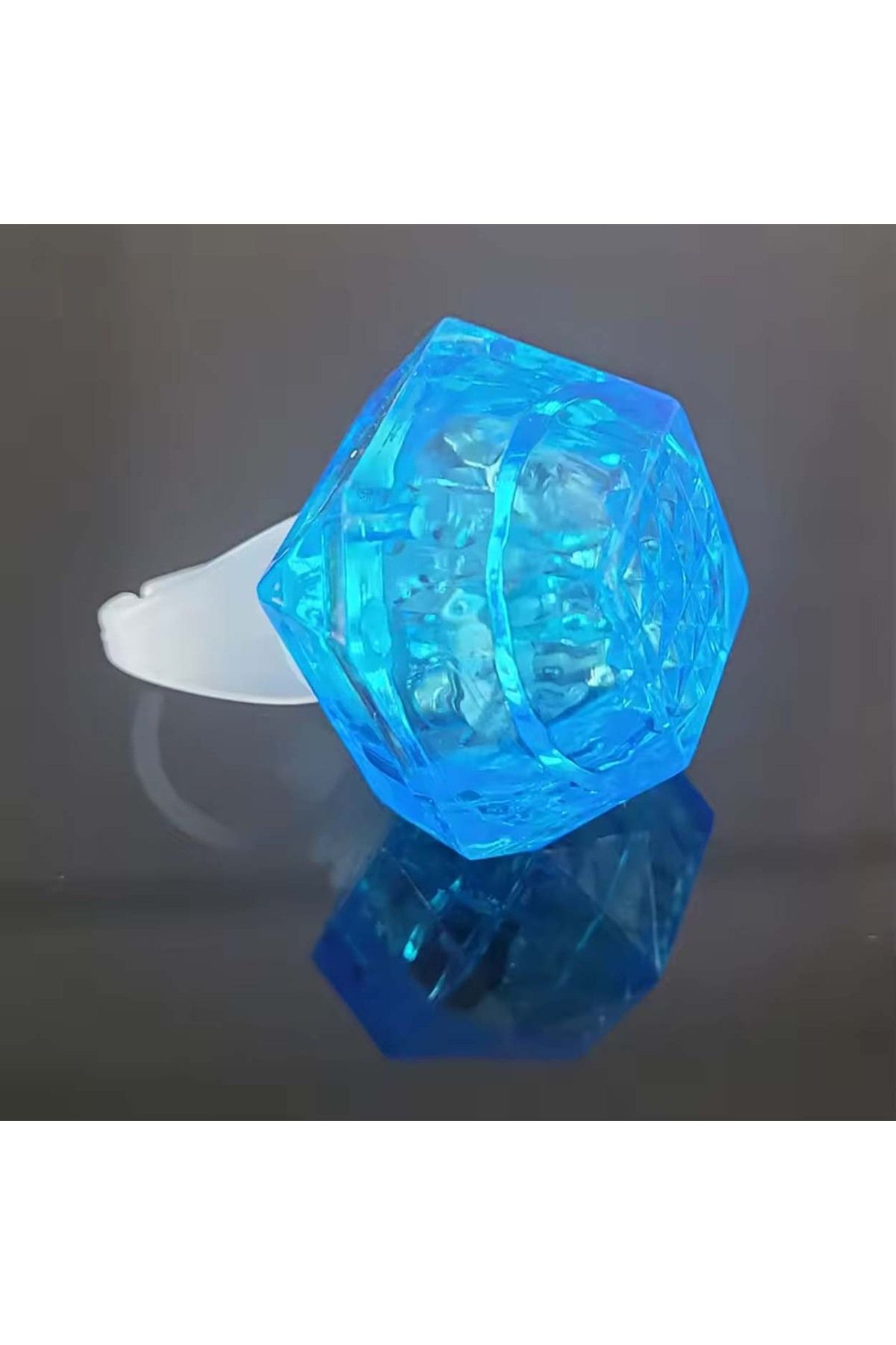 KDROĞLU KDROGLU Tasarımlı Led Glow Işıklı 3 Modlu Mavi Yüzük 3.5 x 5 cm New Desing 1109836