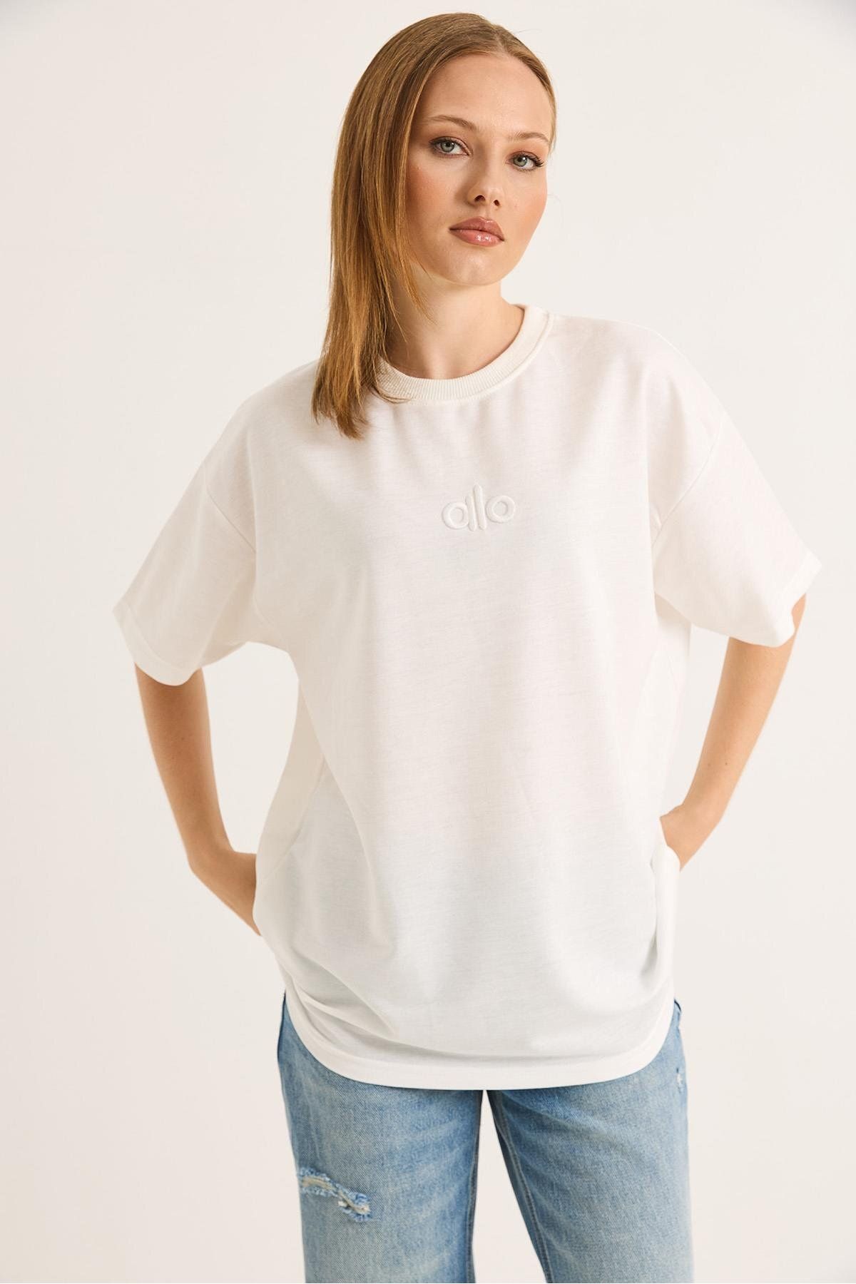 Raneel Kazançlı Alışveriş Nakışlı Oversize Unisex Tshirt Beyaz