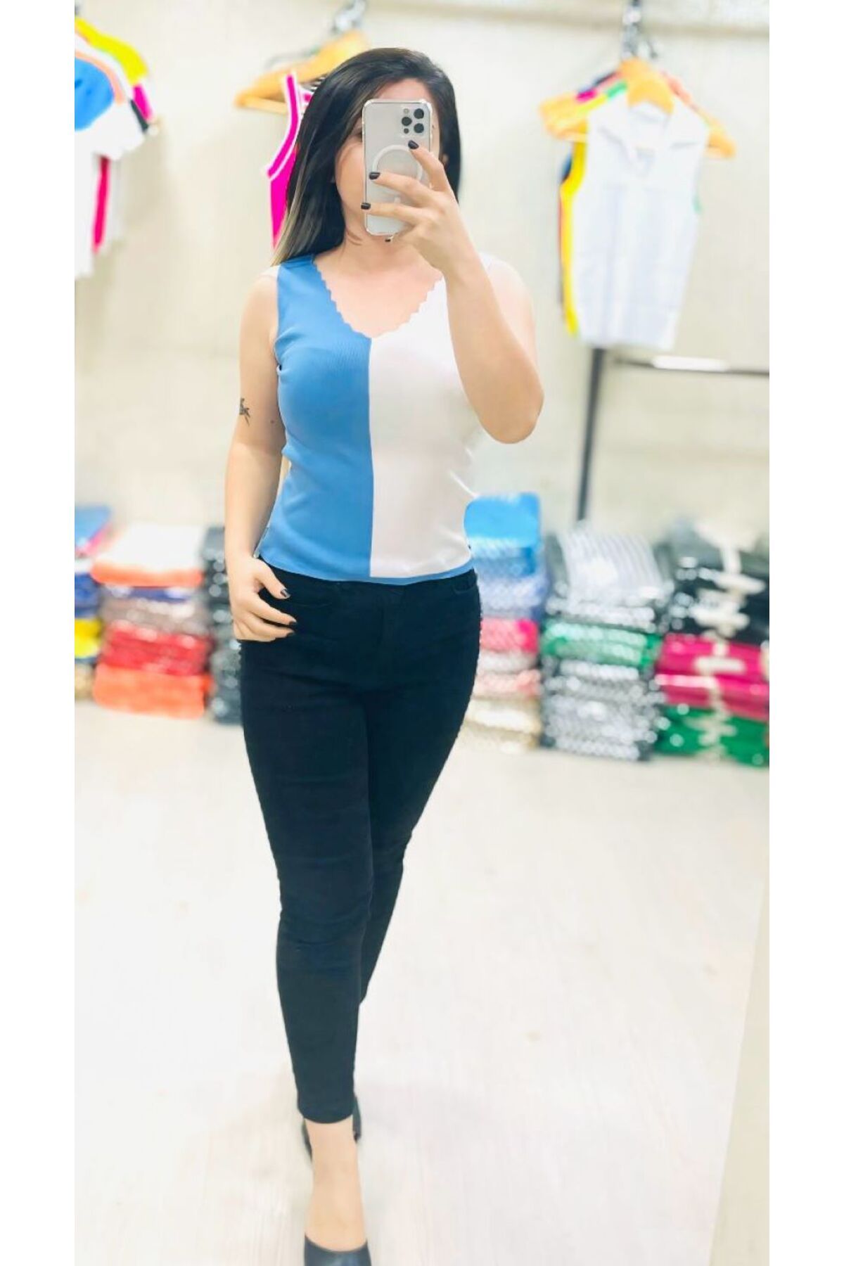 Butik Zeyoo Collection Kadın Kalın Askılı İki Renkli V Yaka Crop