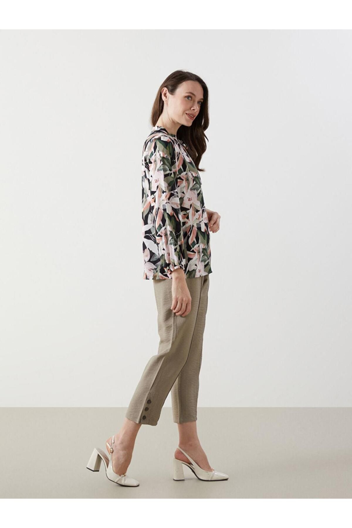 LC Waikiki-Pantaloni de damă cu aspect de in cu talie elastică (S5) 1