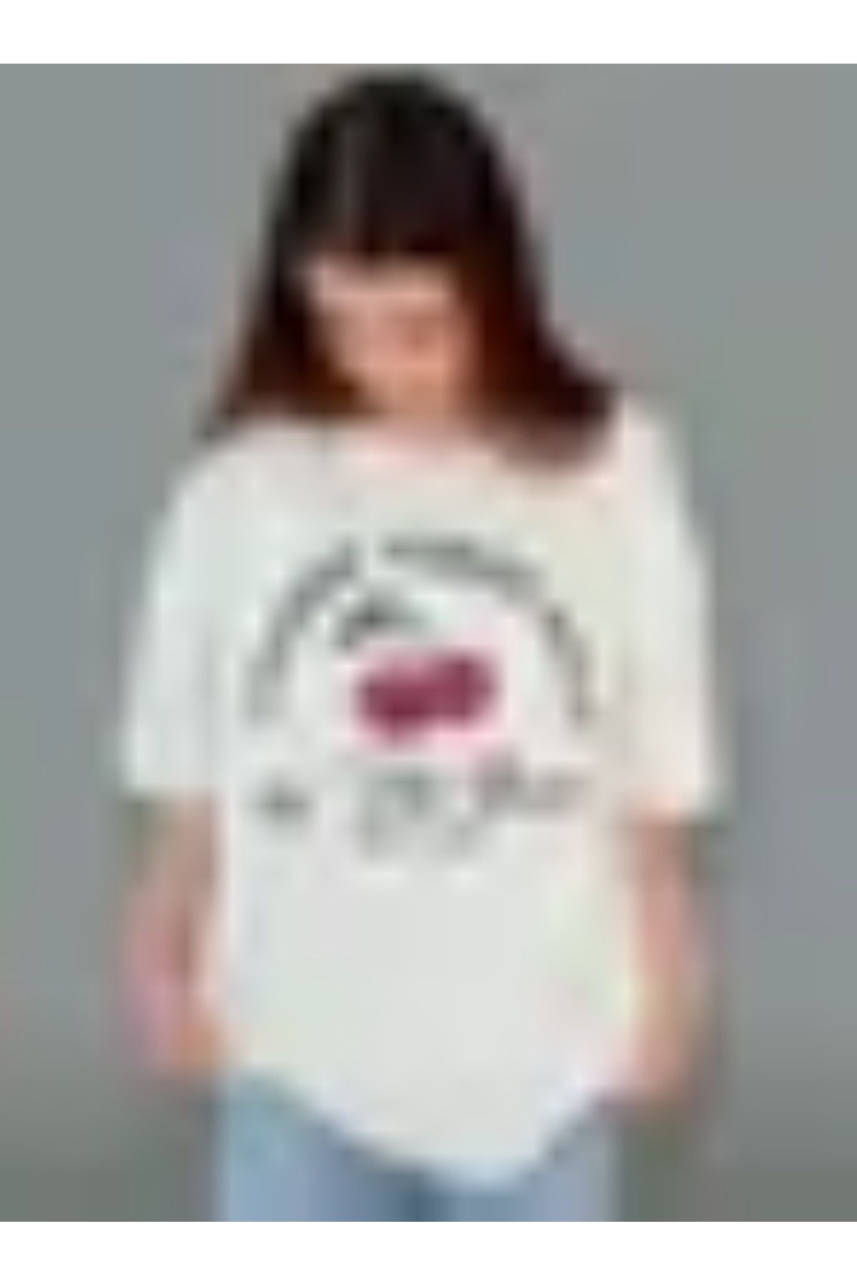 aynewmoda Kısa kollu, yuvarlak yakalı ve kiraz desenli mod kot tişört