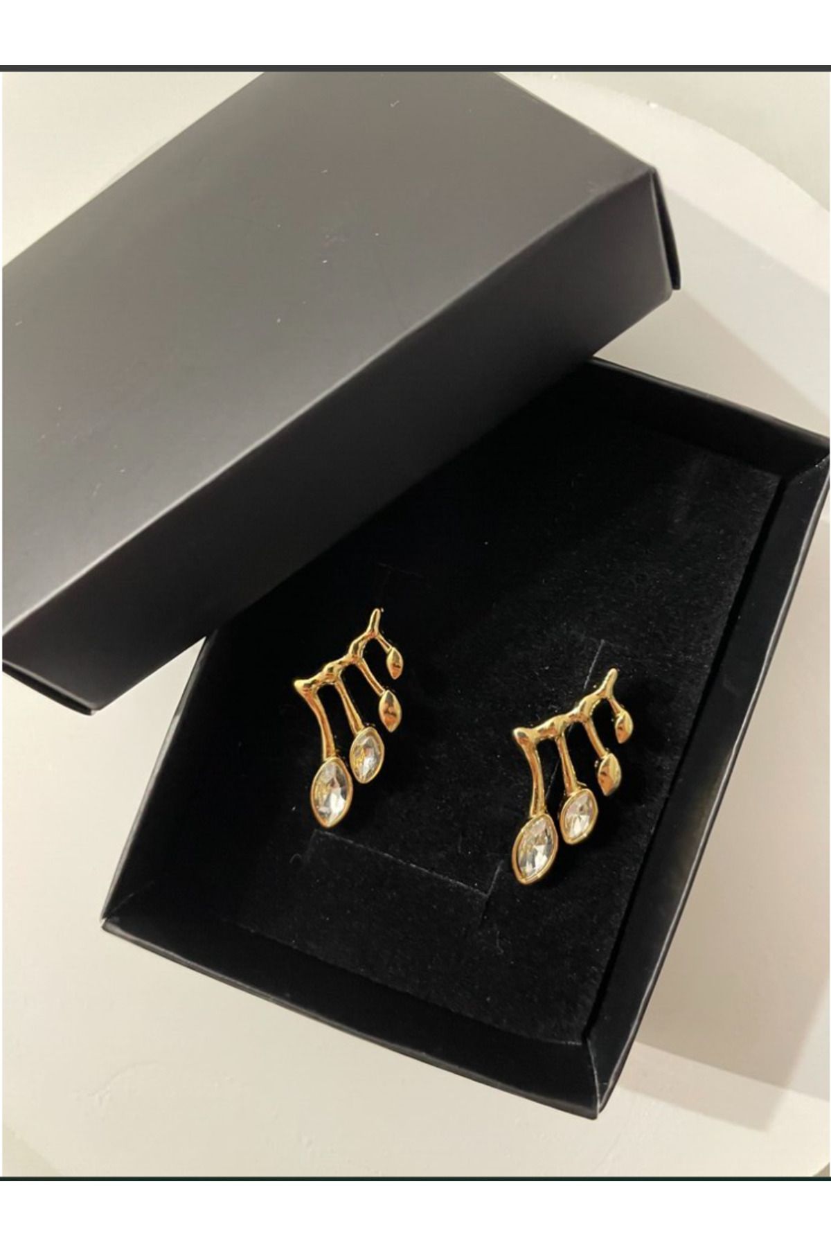 Vera moon Çok Görünümlü Taşlı Gold Çelik Küpe