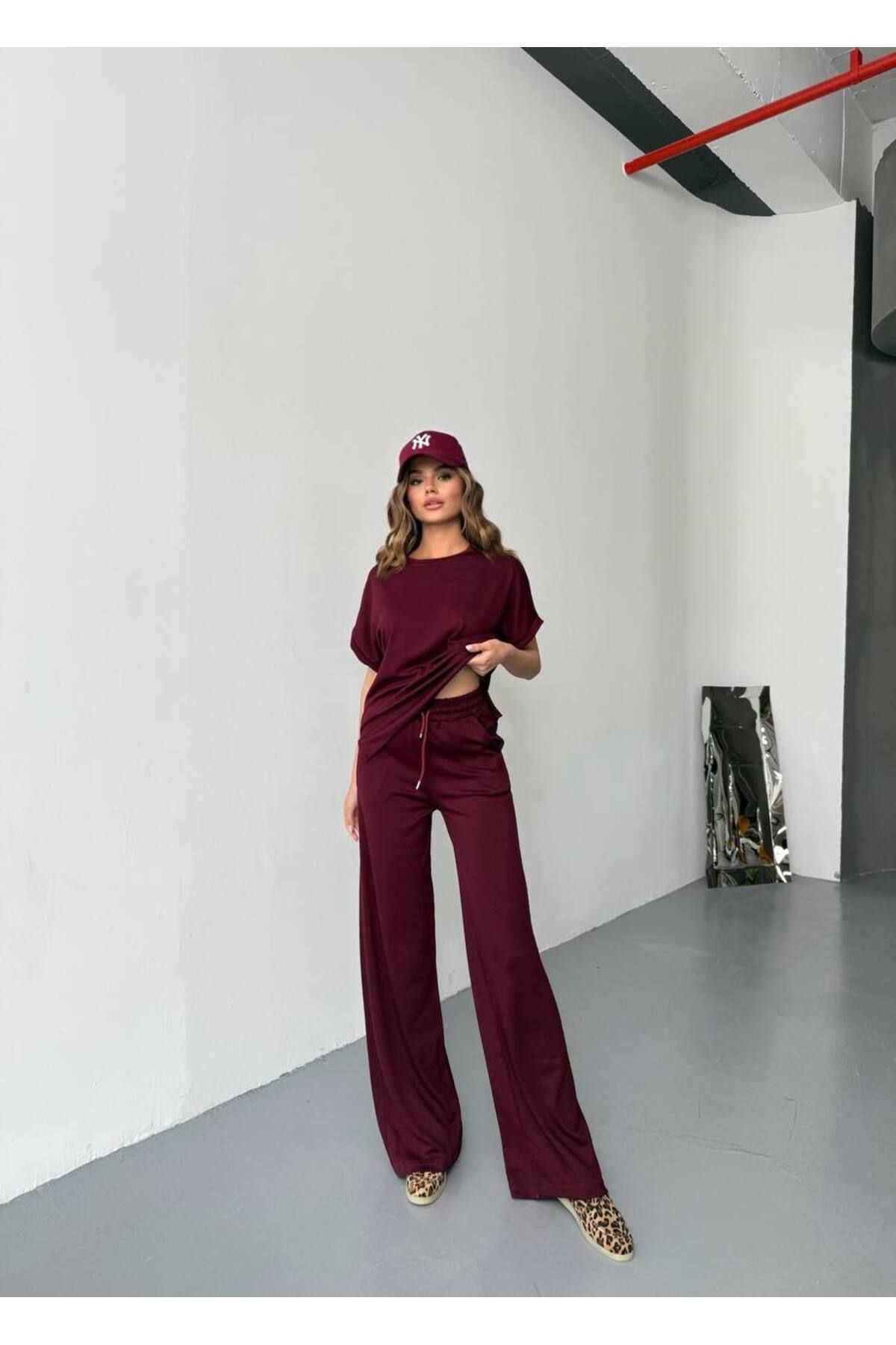 soBasic Modal Kumaş Bisiklet Yaka Beli Lastikli Geniş Paça Eşofman Takım