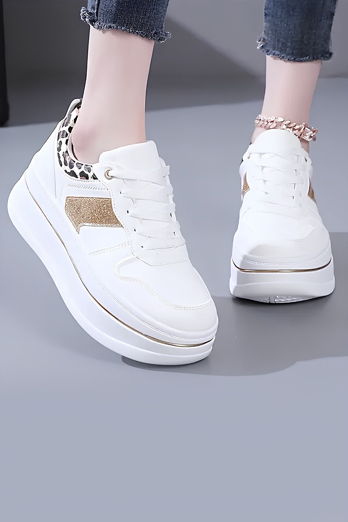 Ticen Beyaz Kalın Taban Kadın Spor Ayakkabı – Leopar ve Gold Detaylı Sneaker