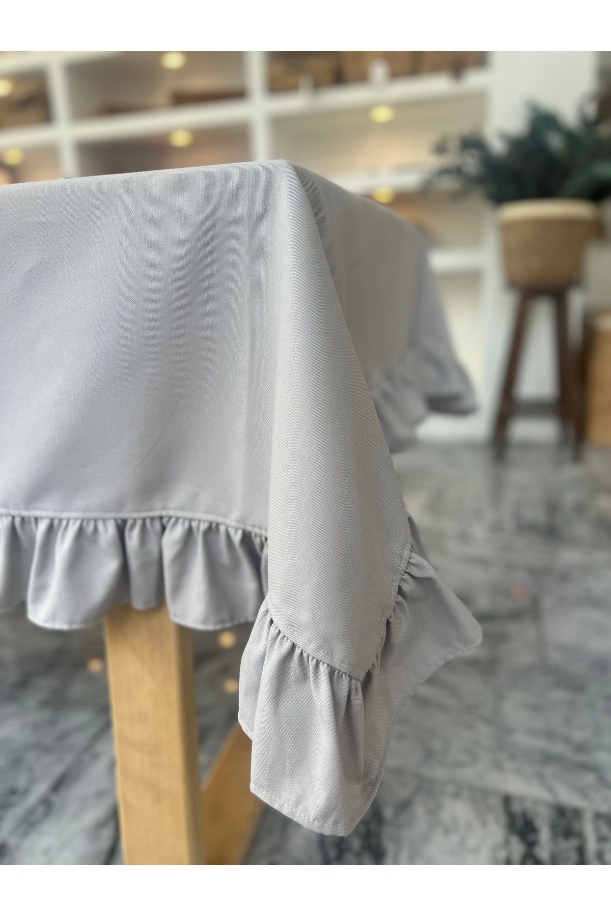 KaiHome Moonlit Keten Fırfırlı Masa Örtüsü 150X150