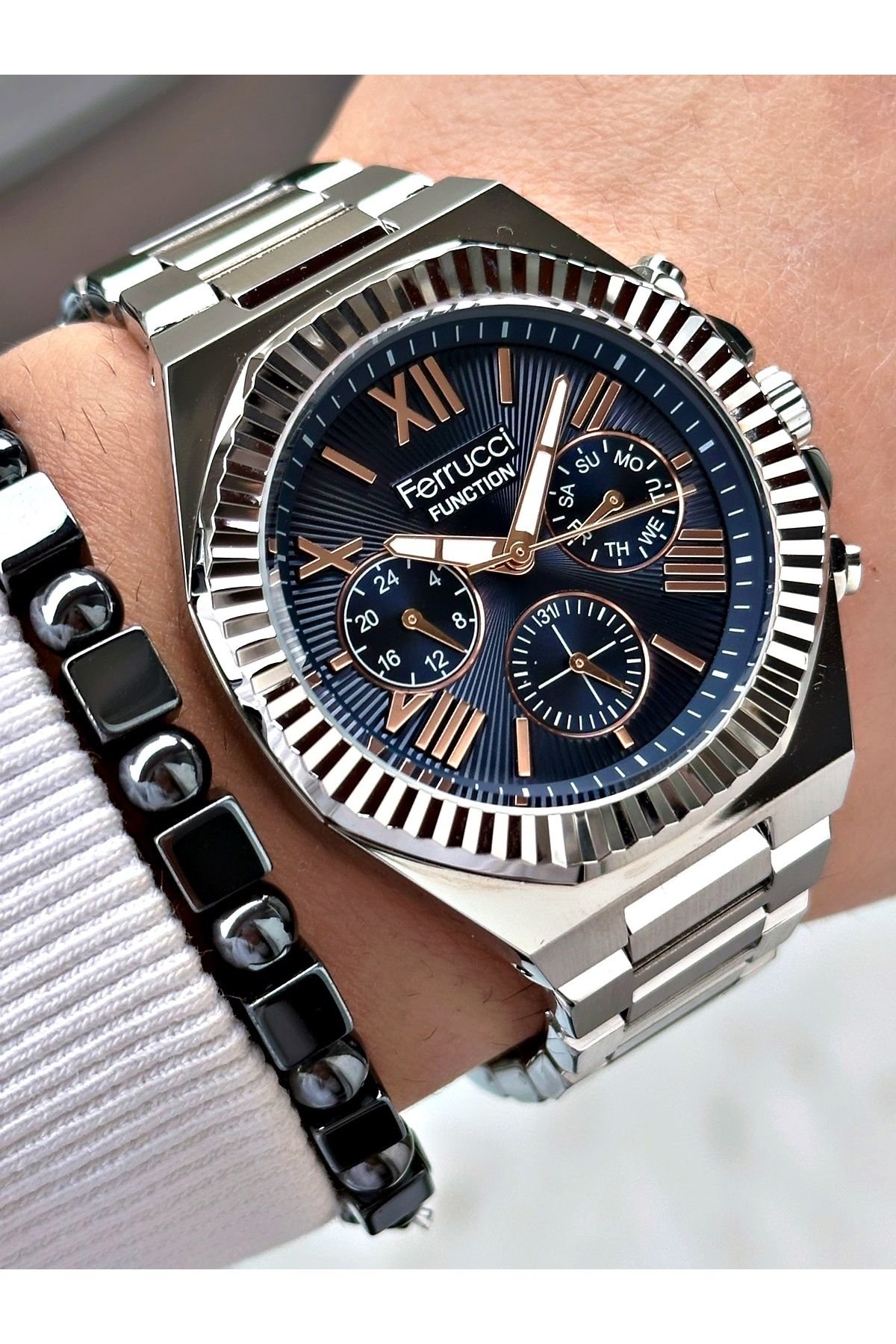 Ferrucci FERRUCCİ ROMA RAKAMLI LACİVERT KADRANLI FUNCTION GÜMÜŞ METAL ERKEK KOL SAATİ