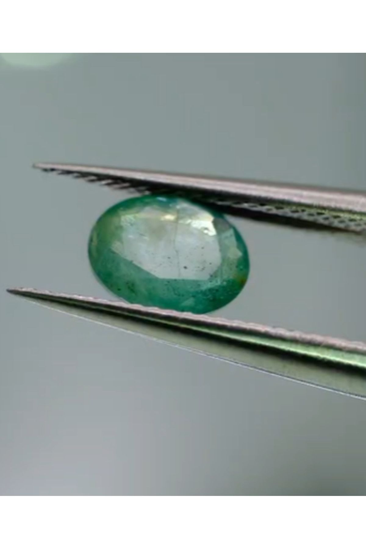 Aries 0.81ct 6.9x5.4mm Oval Natural Emerald Zambia