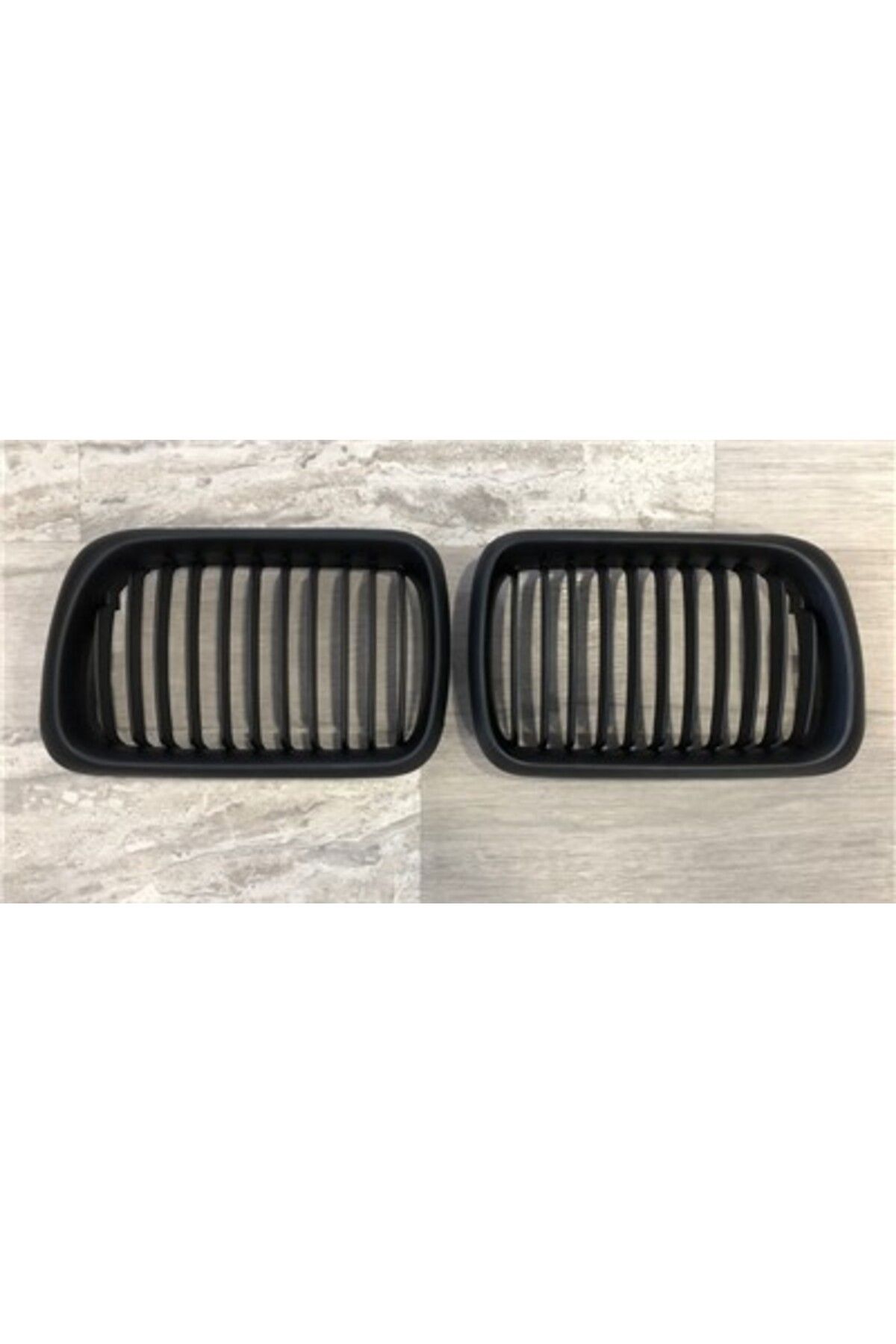 Parçadükkanda ÖN PANJUR BÖBREK SET BMW E36 MAT SIYAH 97>99