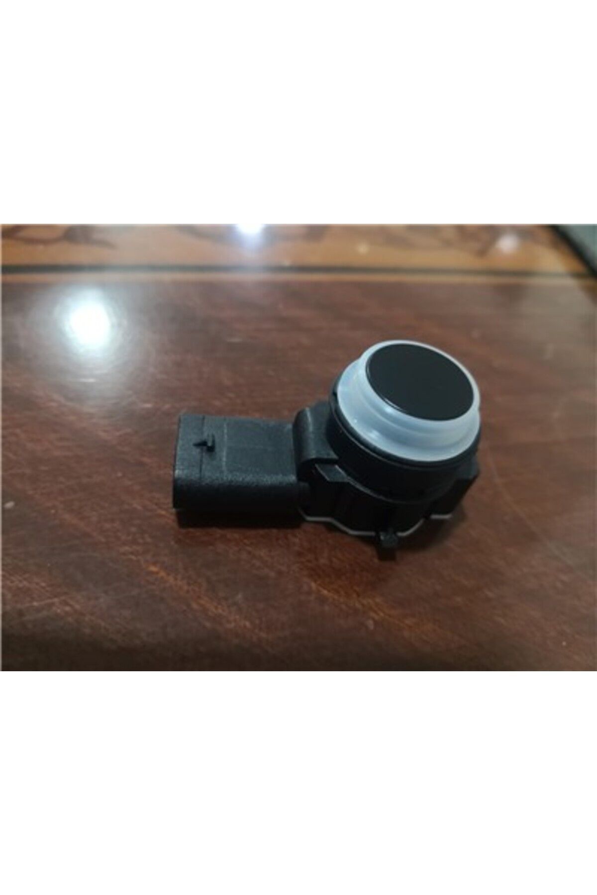 Parçadükkanda PARK YARDIM SENSÖRÜ ARKA (BOYANABİLİR) G20-G21-G28-F40-F44-G11LCI-G12LCI-G14-F91-G15