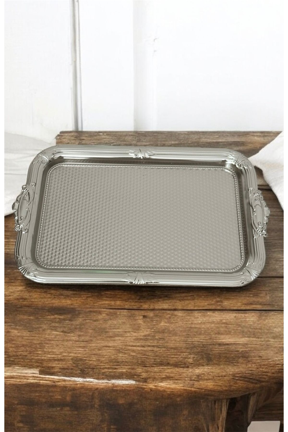 LeesHome Dekoratif İşlemeli Desenli Gümüş Kare Sunum Tepsi söz nişan tepsisi 38x24 cm