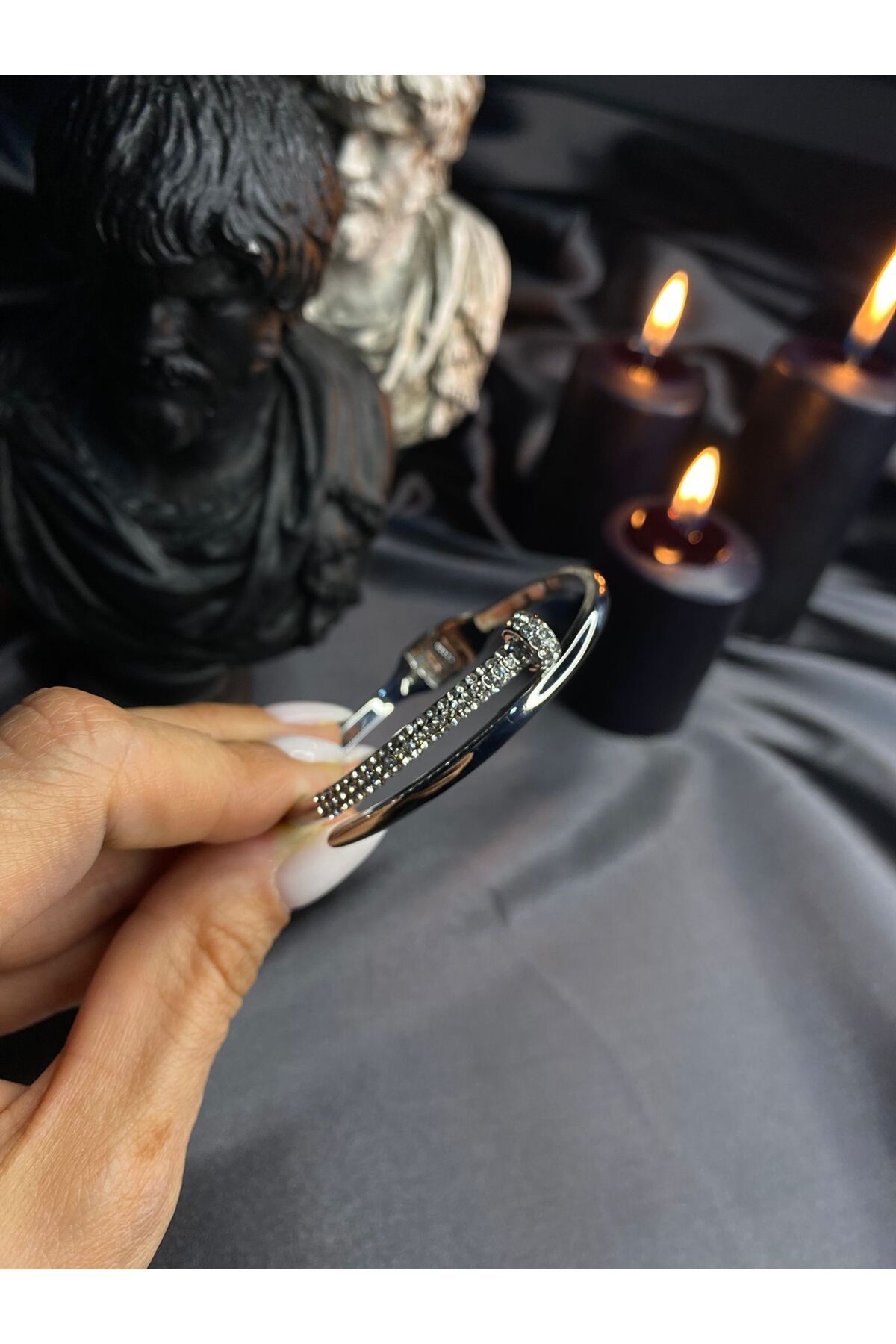 Çelik Taşlı Silver Çivi Kelepçe