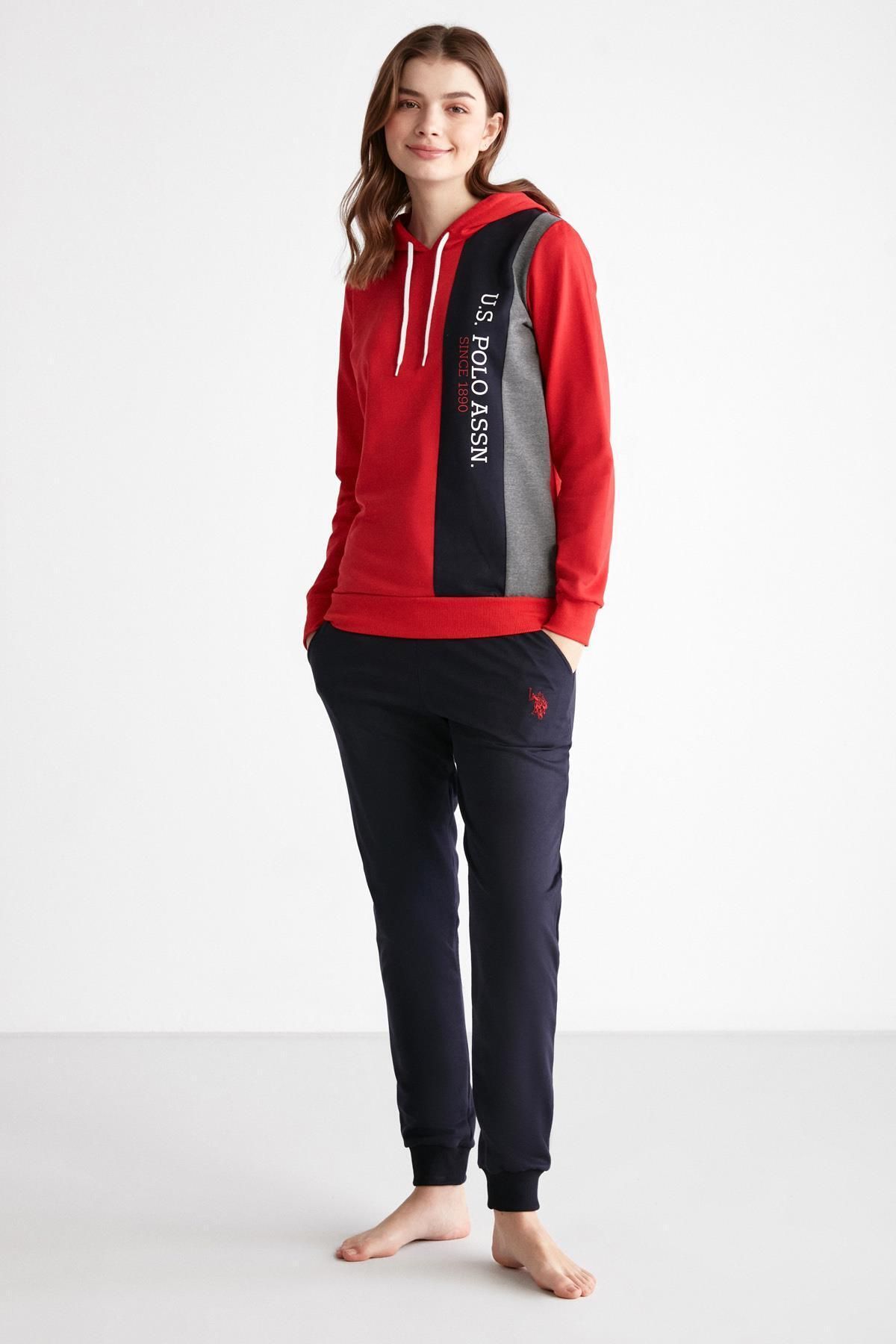 U.S. Polo Assn. Kadın İki İplik Kapşonlu Yazı Baskılı Sweatshirt ve Manşet Paça Cepli Eşofman Takım