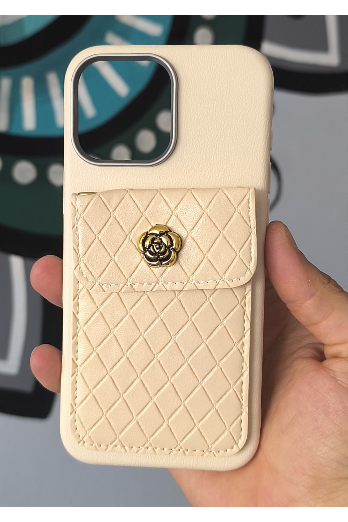 BCASE İphone 16 Pro Max Çantalı Boyun Askılı Kılıf
