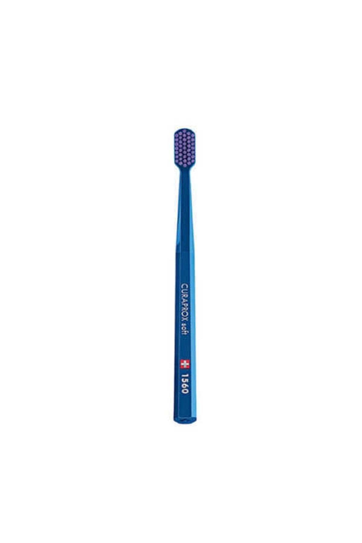1560 Soft Diş Fırçası