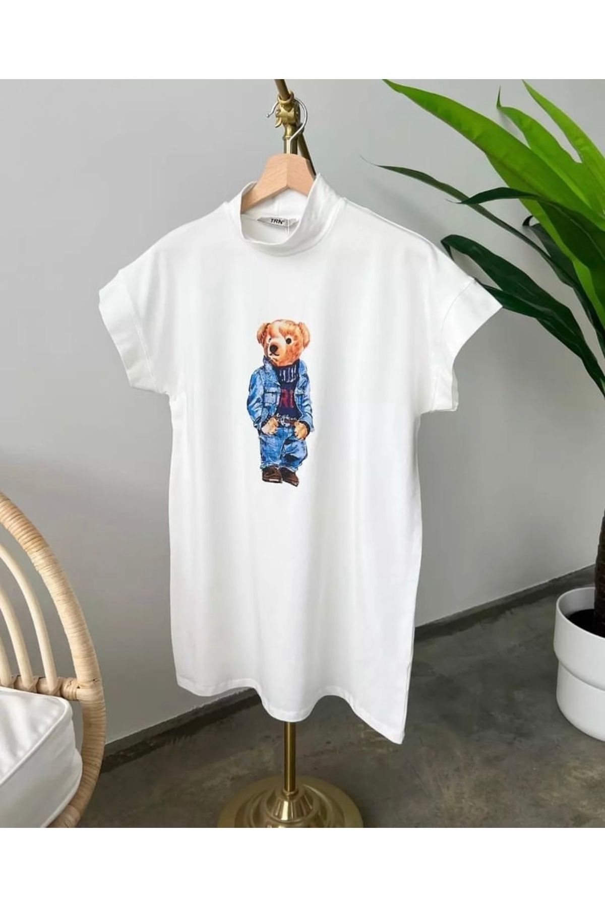 TRN Teddy t shirt