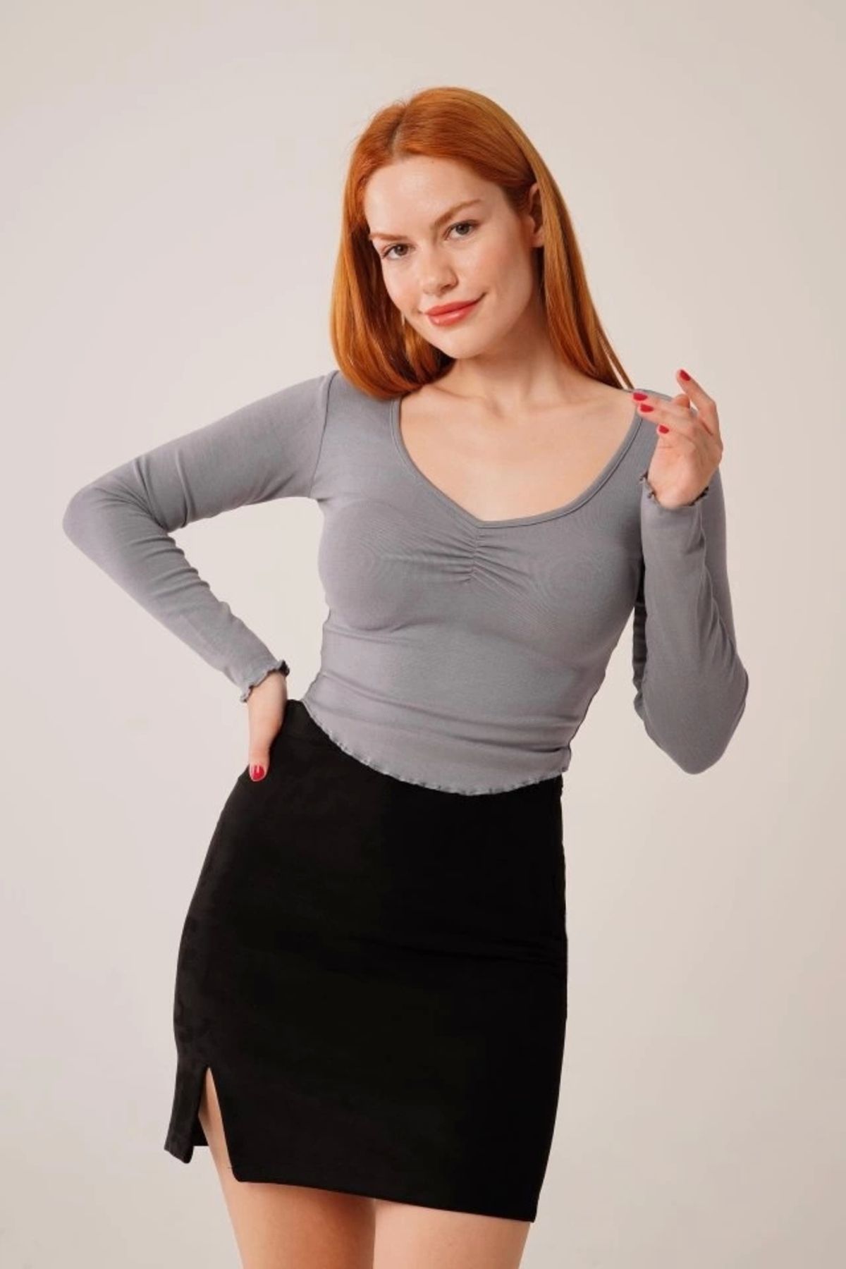 nedo7 Geniş Yaka Gri Basic Body Bluz