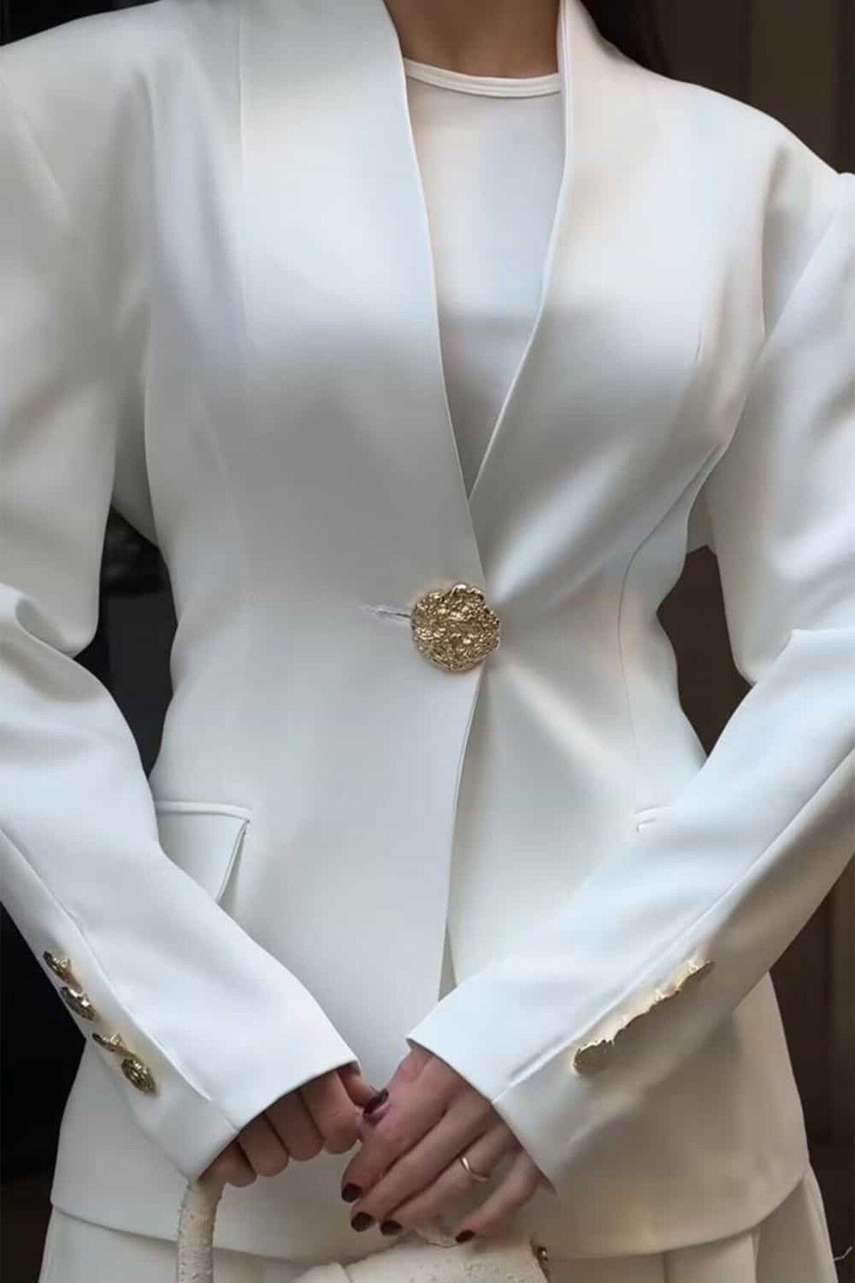 ByBensu Gold Düğmeli Ceket