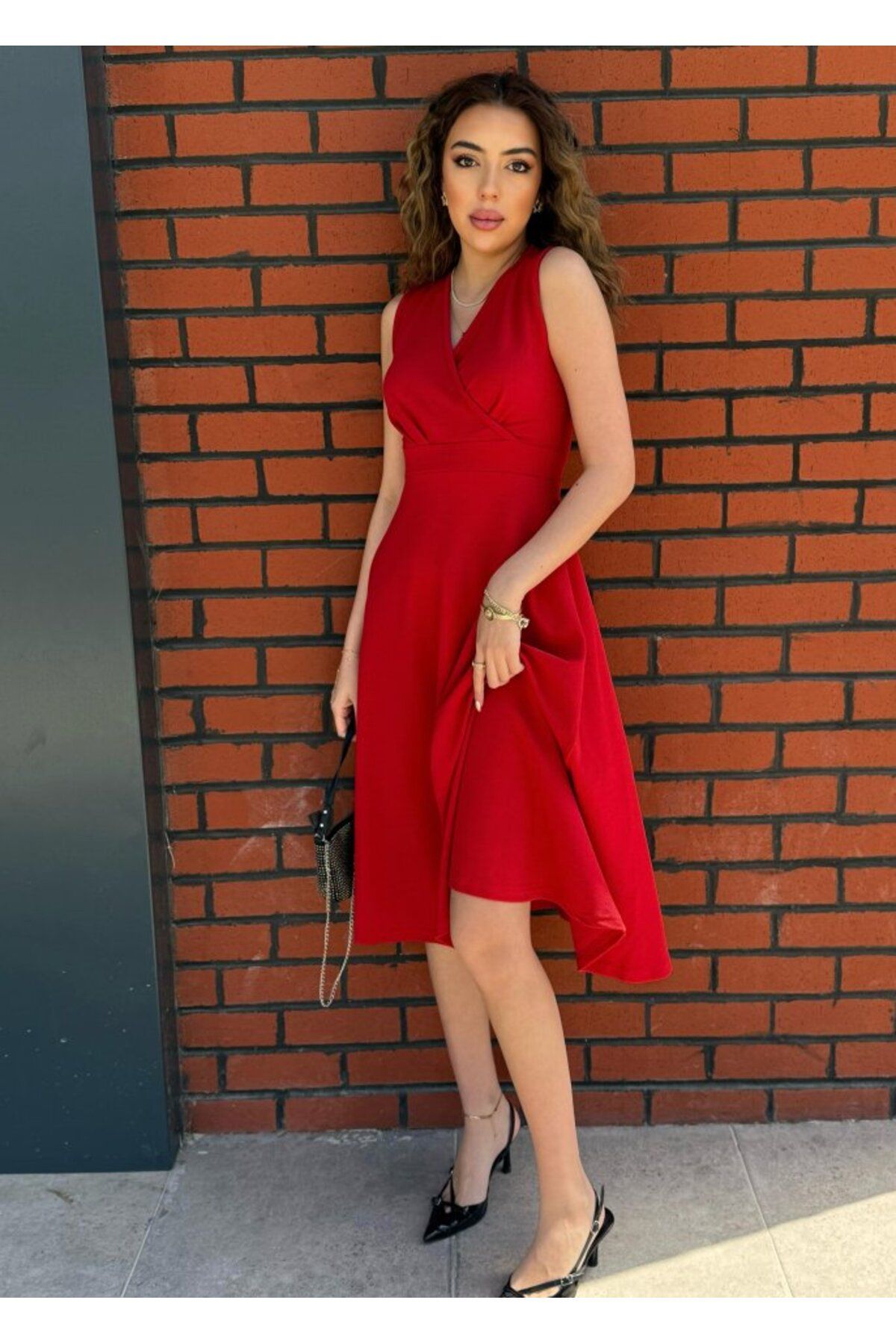 velmorafashion Kadın Ithal Krep Kumaş Kruvaze Yaka Eteği Kloş Kolsuz Mini Elbise
