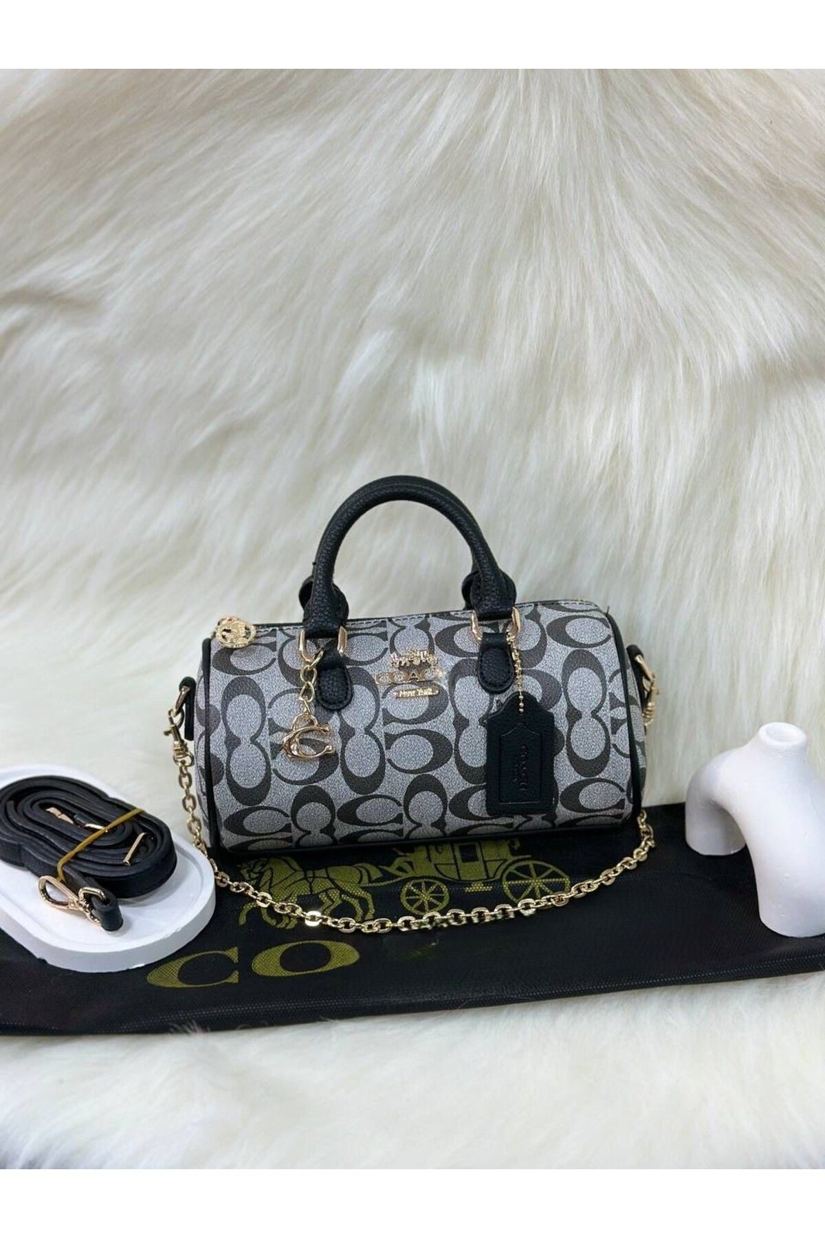LEAUDER WOMEN ANNELER GÜNÜNE ÖZEL HEDİYE PAKETLİ ASKILI METAL AKSESUARLI TOZ TORBALI COAC-HH EL VE OMUZ ÇANTASI