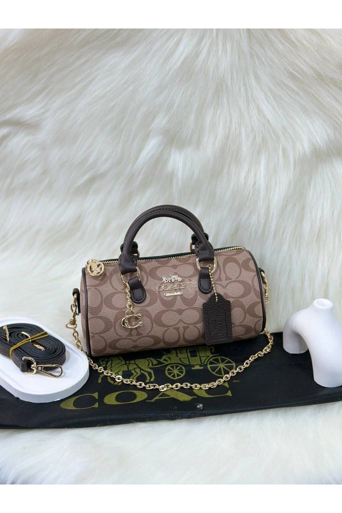 LEAUDER WOMEN ANNELER GÜNÜNE ÖZEL HEDİYE PAKETLİ ASKILI METAL AKSESUARLI TOZ TORBALI COAC-HH EL VE OMUZ ÇANTASI