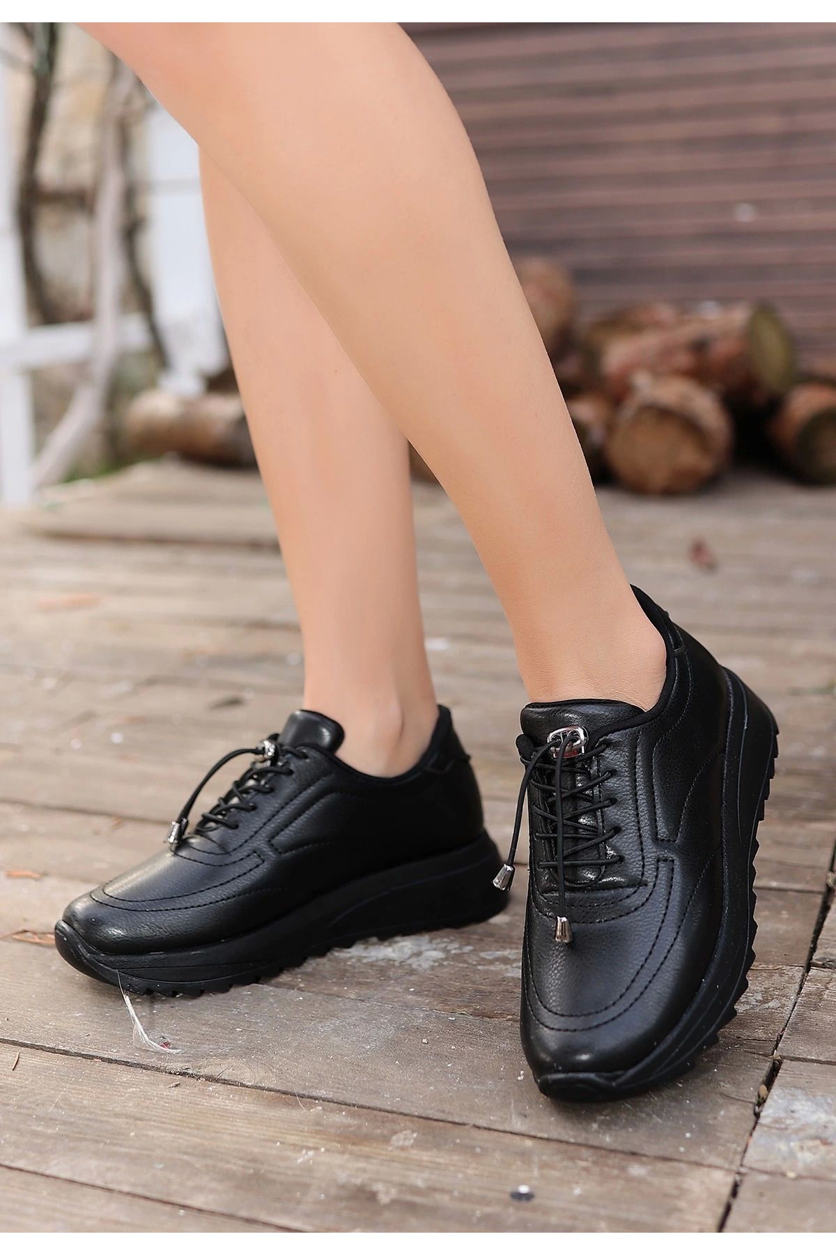 Shop58 Romy Siyah Cilt Bağcıklı Spor Ayakkabı