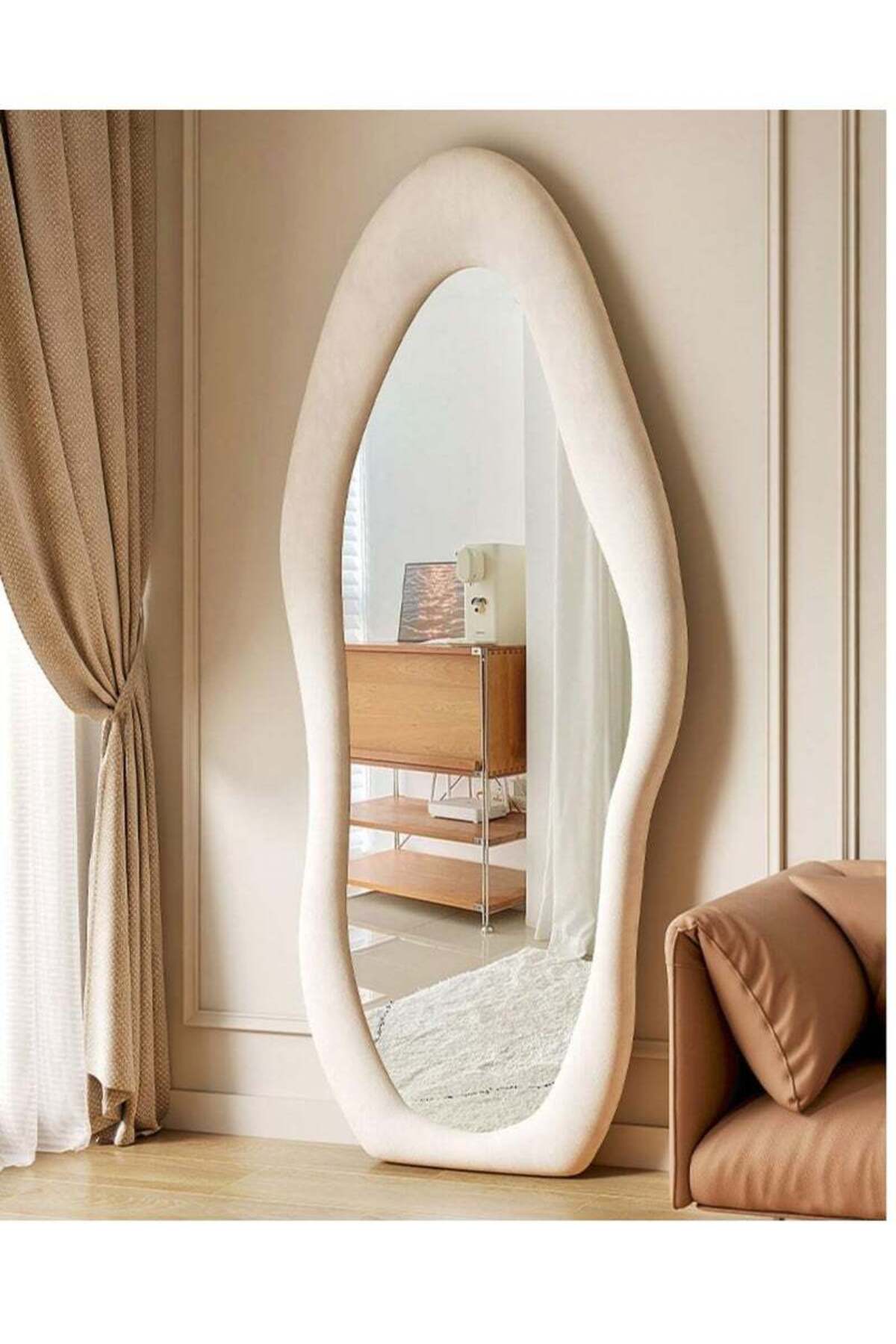 مرآة أرضية بطول كامل، مرآة حائط مع حامل وإطار من قماش مخملي ناعم، بيج 160×60 سم