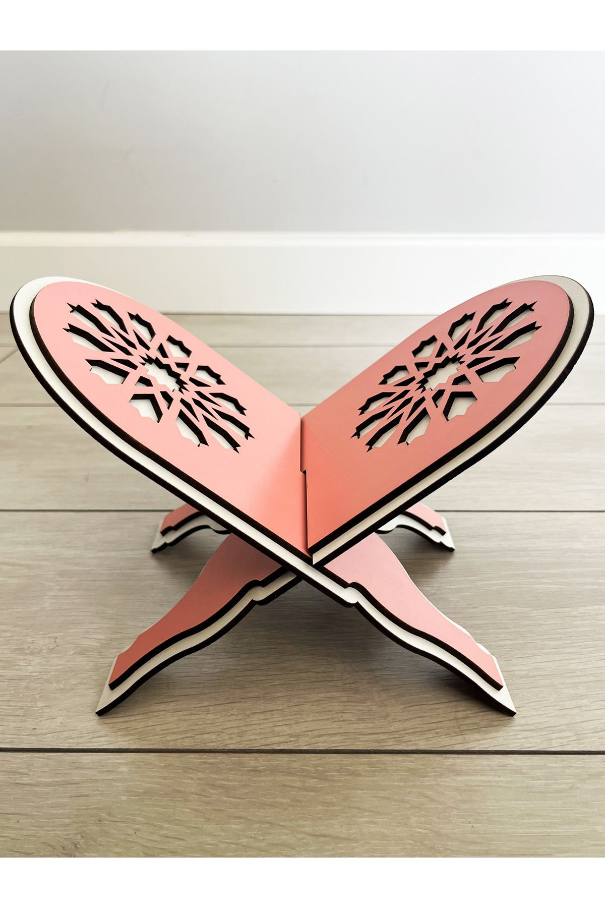 MinikButik AHŞAP RENKLİ ÇOCUK RAHLESİ (15X25 )