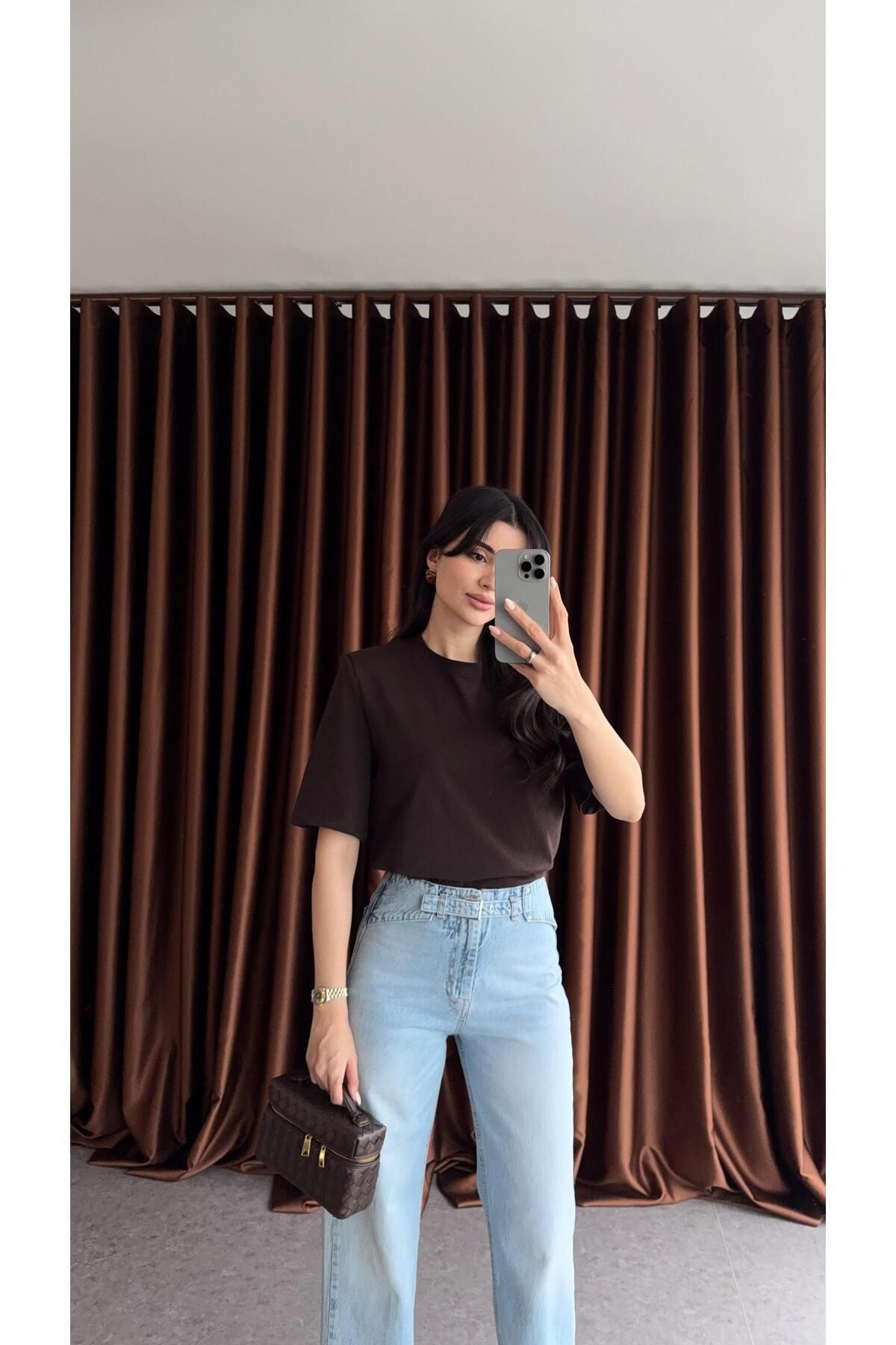 HAZELANNA Vatkalı Premium Basic Kahve Tshirt